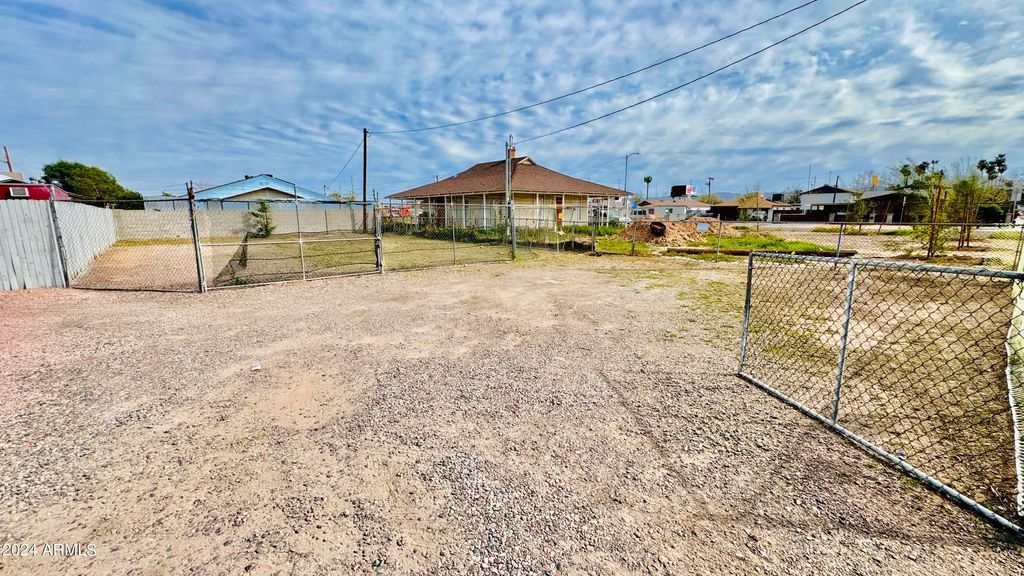 Photo of 1707 S 7th Avenue #8, Phoenix, AZ 85007 (MLS # 6668976)