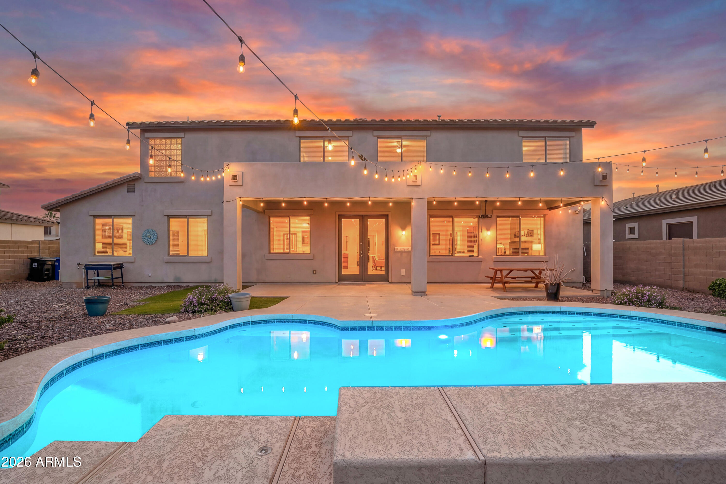 18421 W MAUNA LOA Lane