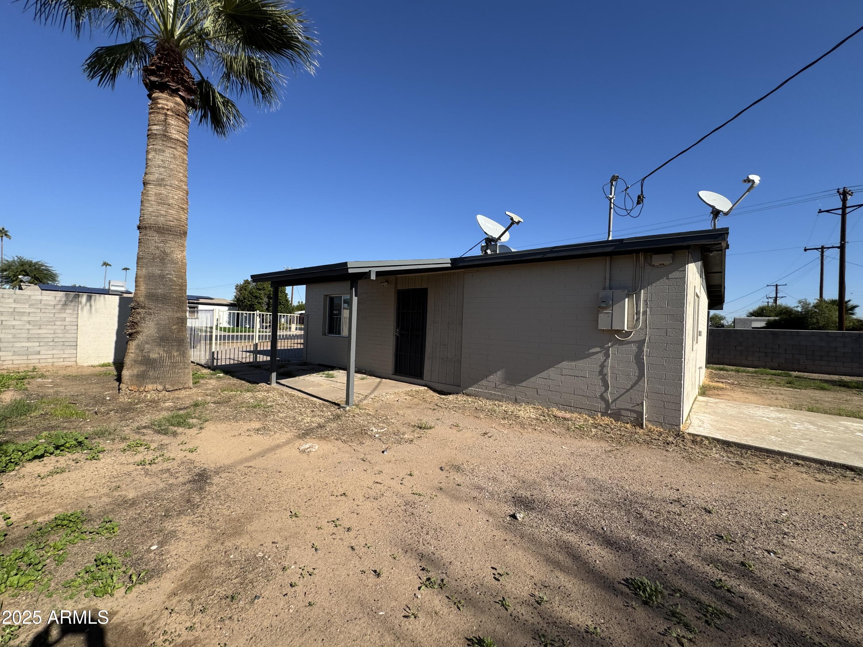 7701 W CRITTENDEN Lane