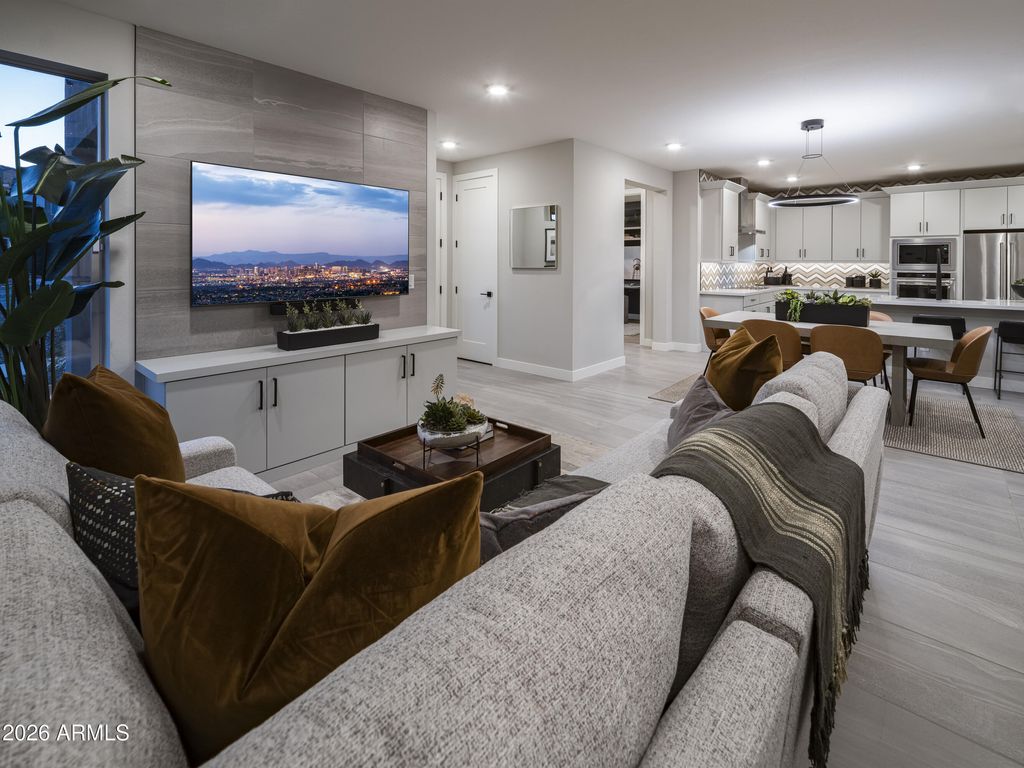 Photo of 2121 W Sonoran Desert Drive #165, Phoenix, AZ 85085 (MLS # 7025781)
