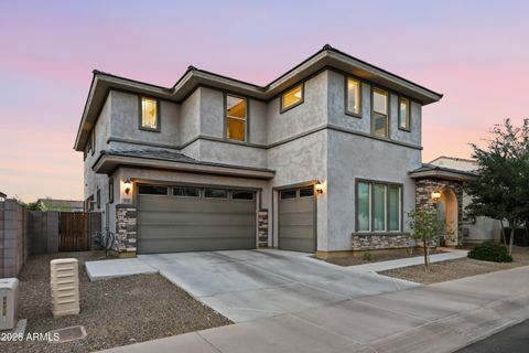 114 E PASARO Drive Phoenix AZ 85085