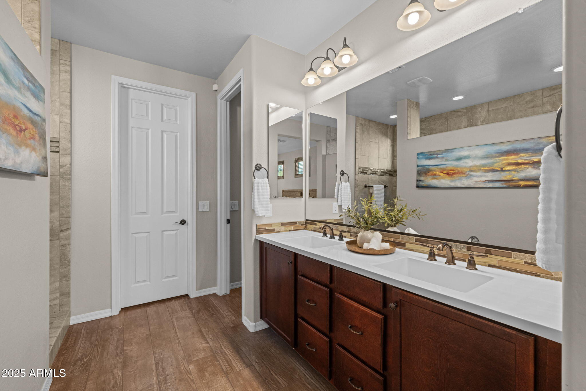 10510 E SHEFFIELD Drive