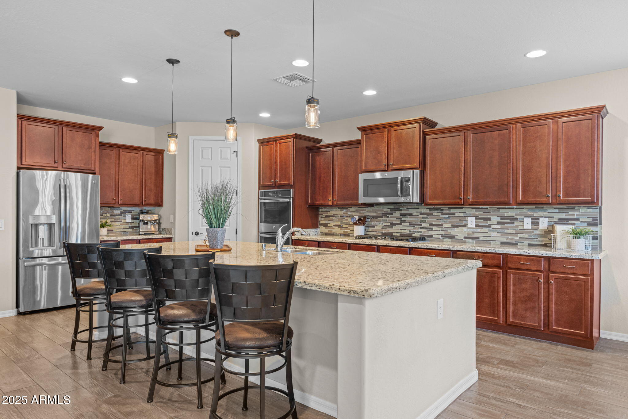 10510 E SHEFFIELD Drive