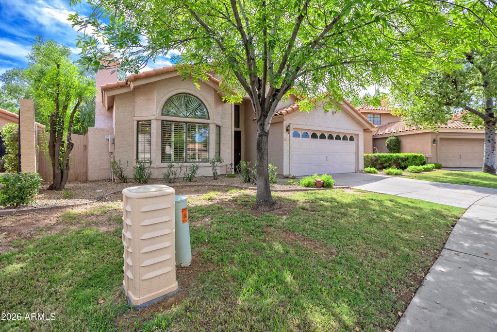 Photo of 57 E Ranch Road, Tempe, AZ 85284 (MLS # 7017517)