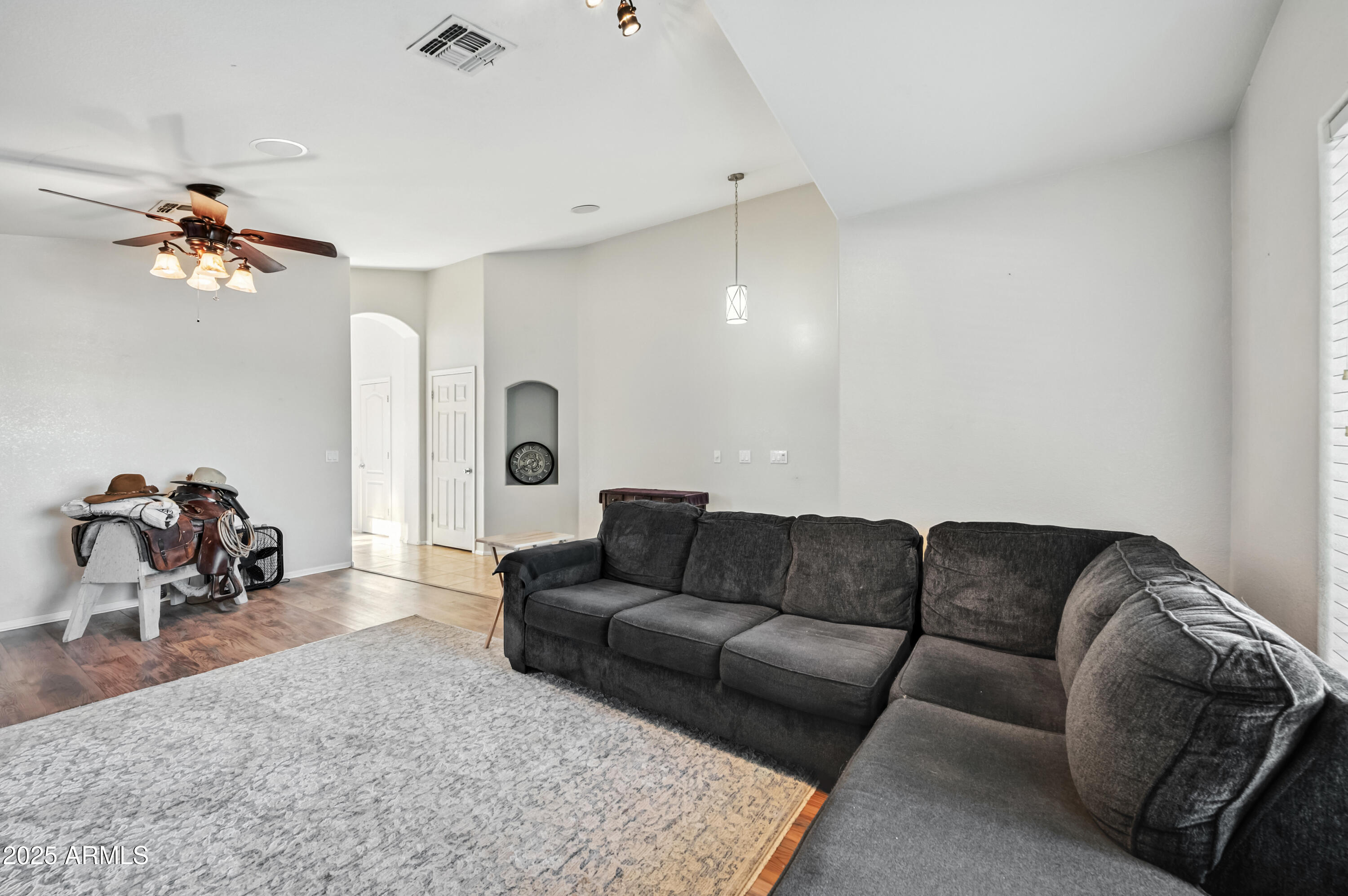 16120 W KENDALL Street