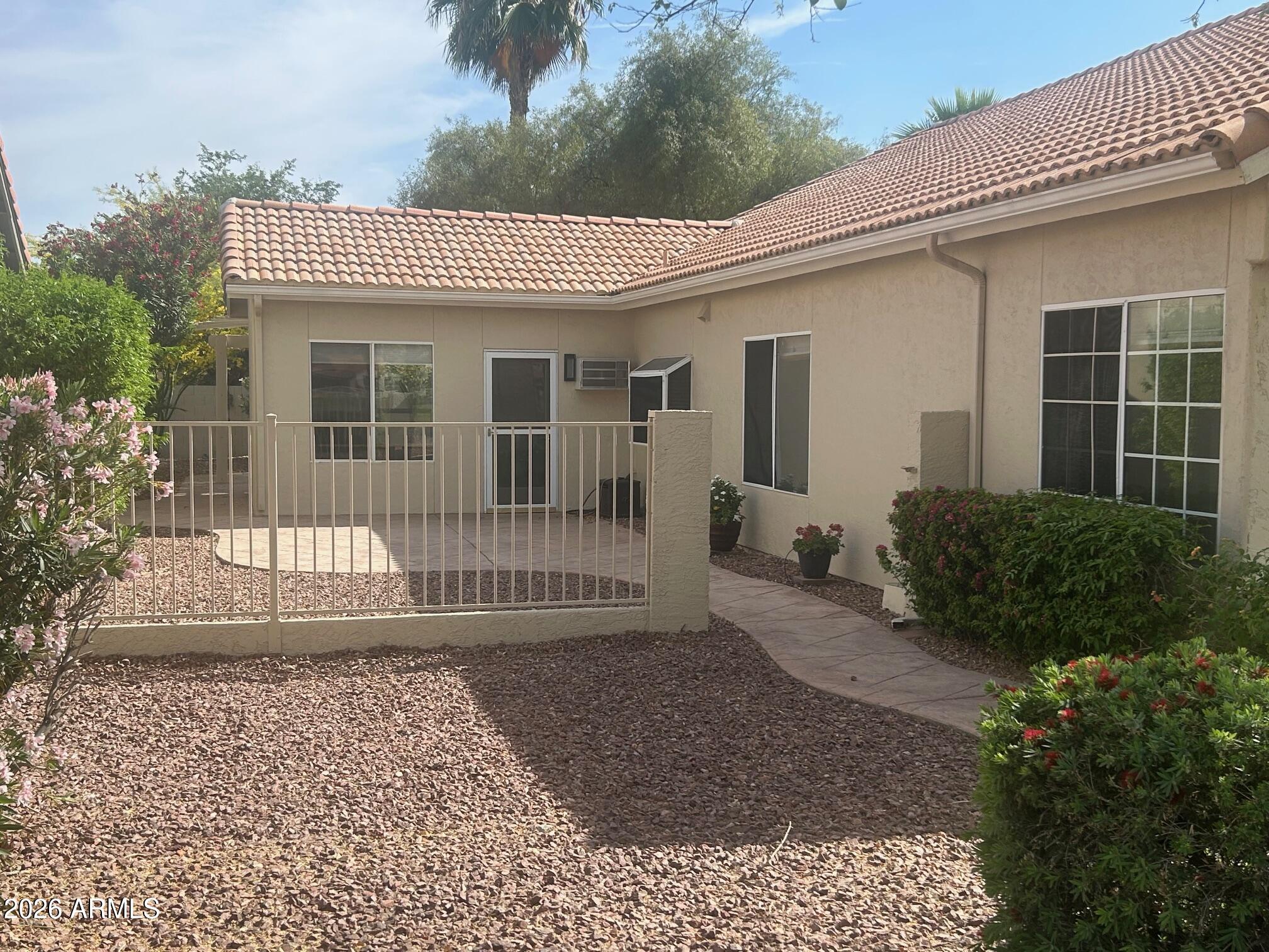 10709 E CHAMPAGNE Drive