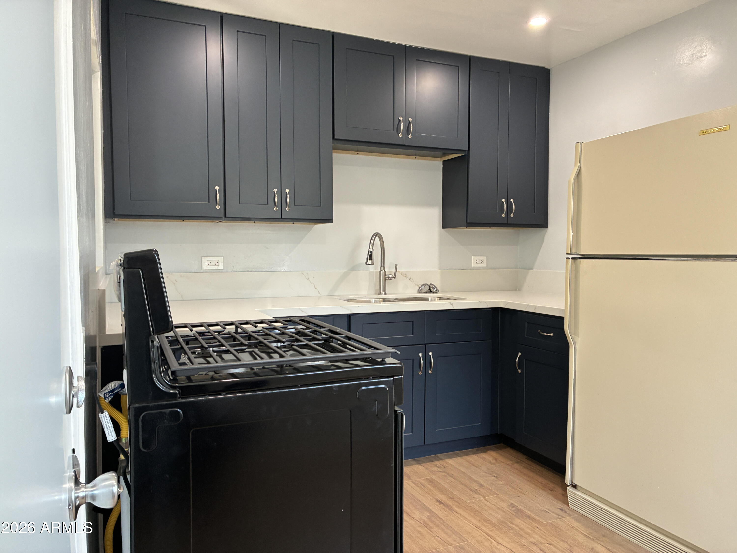 3215 W Taylor Street