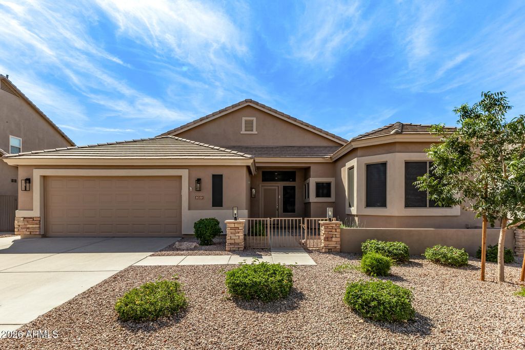 Photo of 8039 W Clara Lane, Peoria, AZ 85382 (MLS # 6991714)