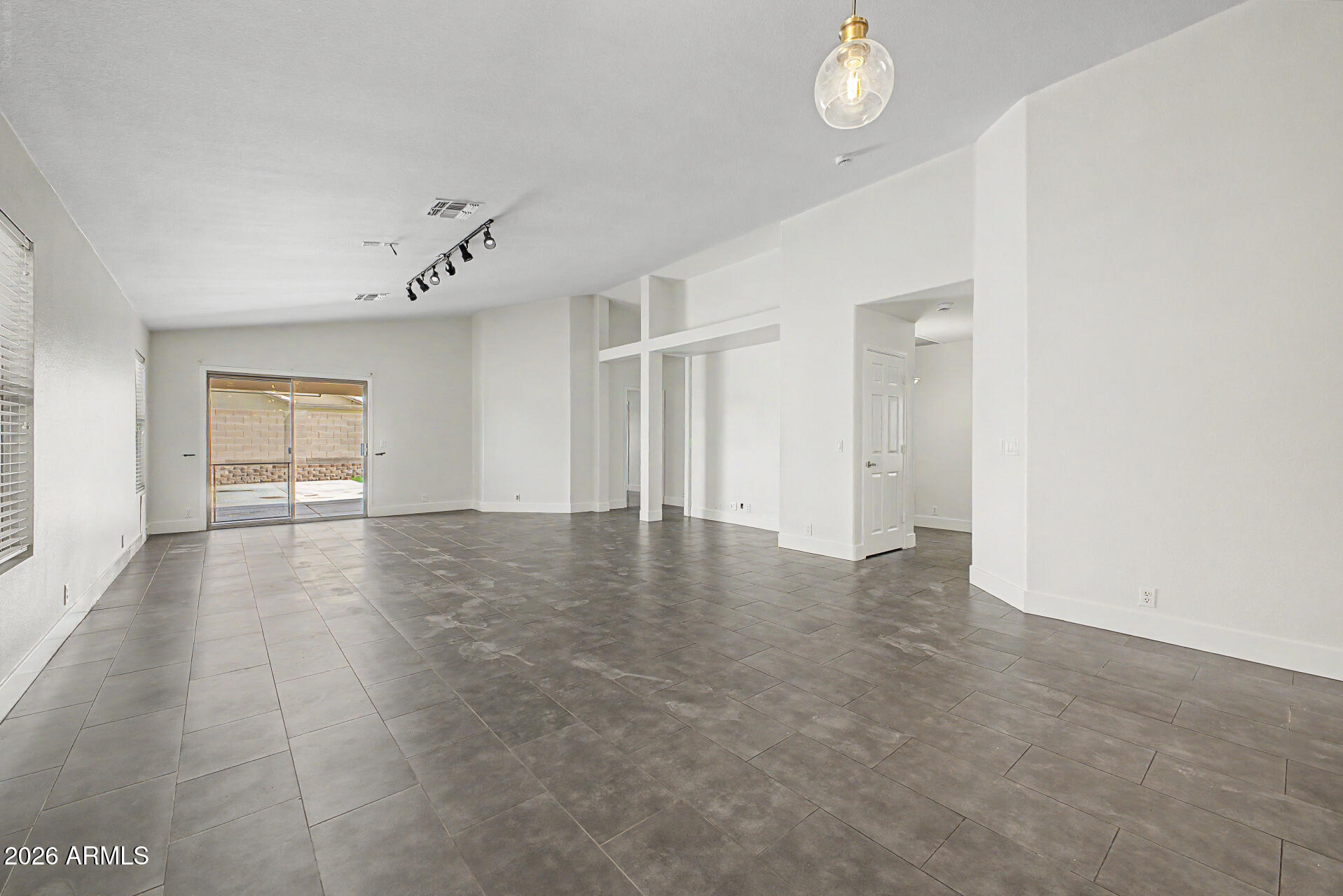 8928 W HARMONY Lane