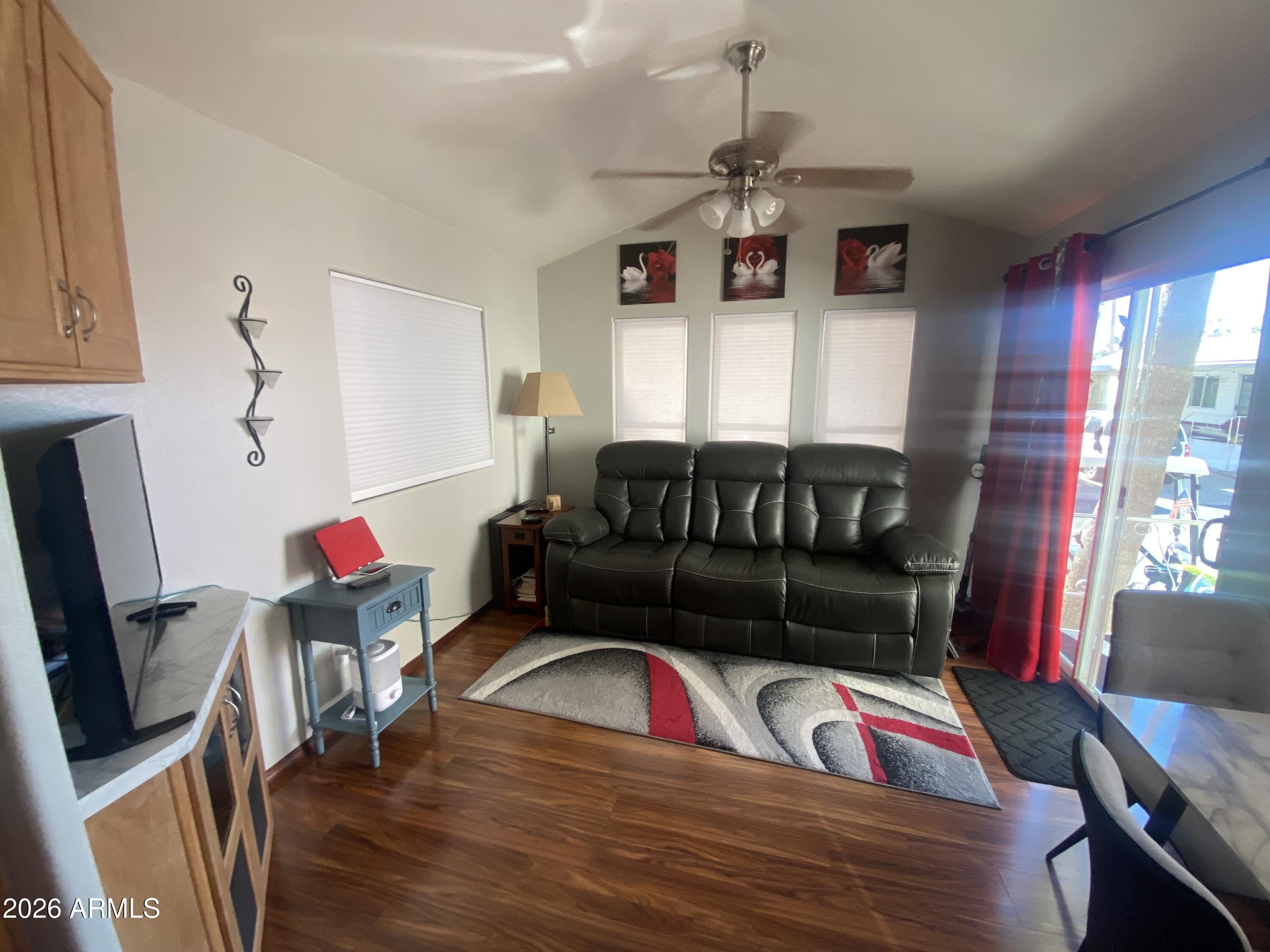 1157 S SIOUX Drive 157