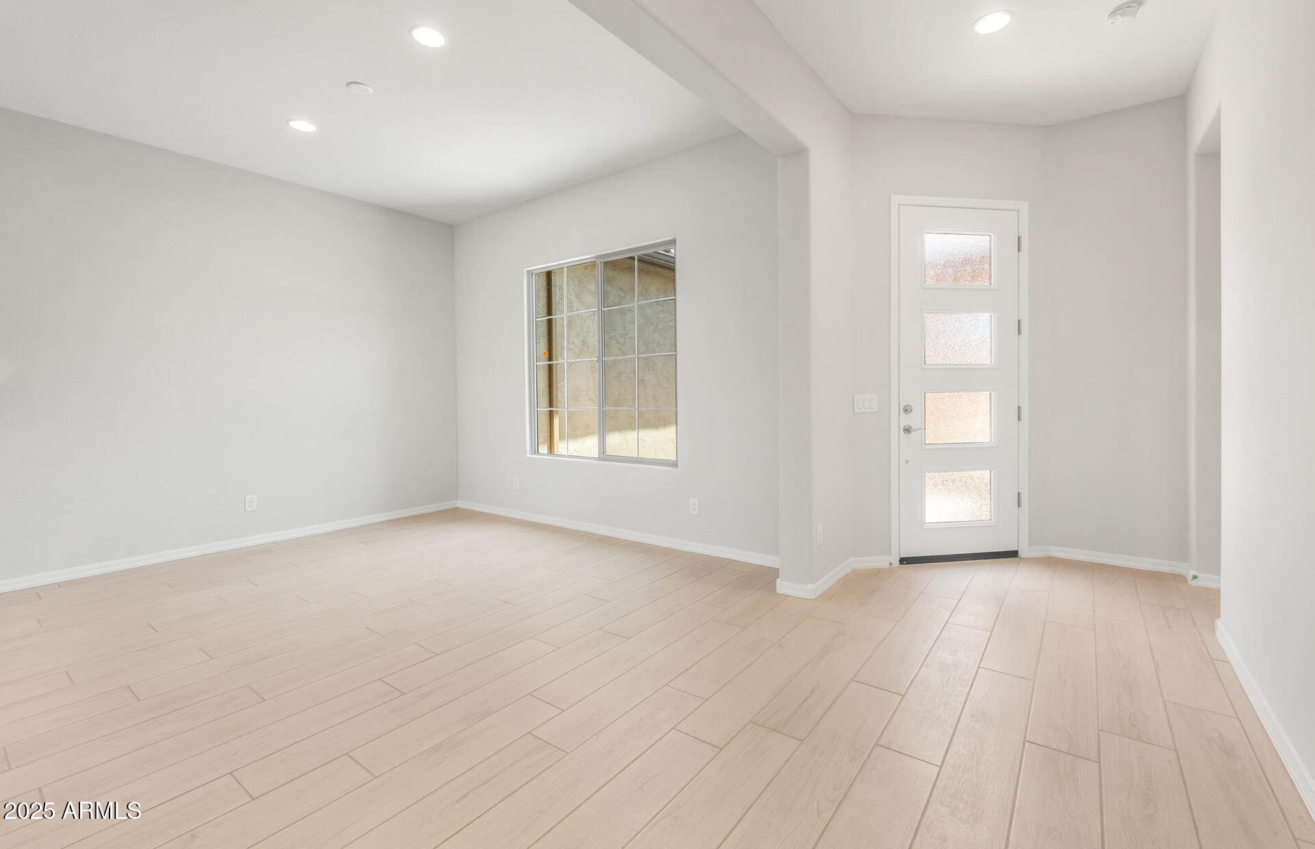 7870 W Mockingbird Way
