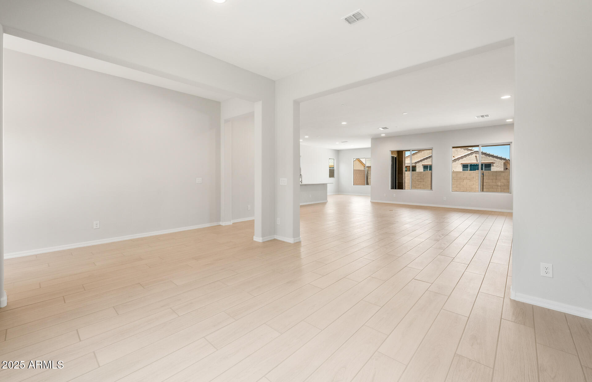 7870 W Mockingbird Way