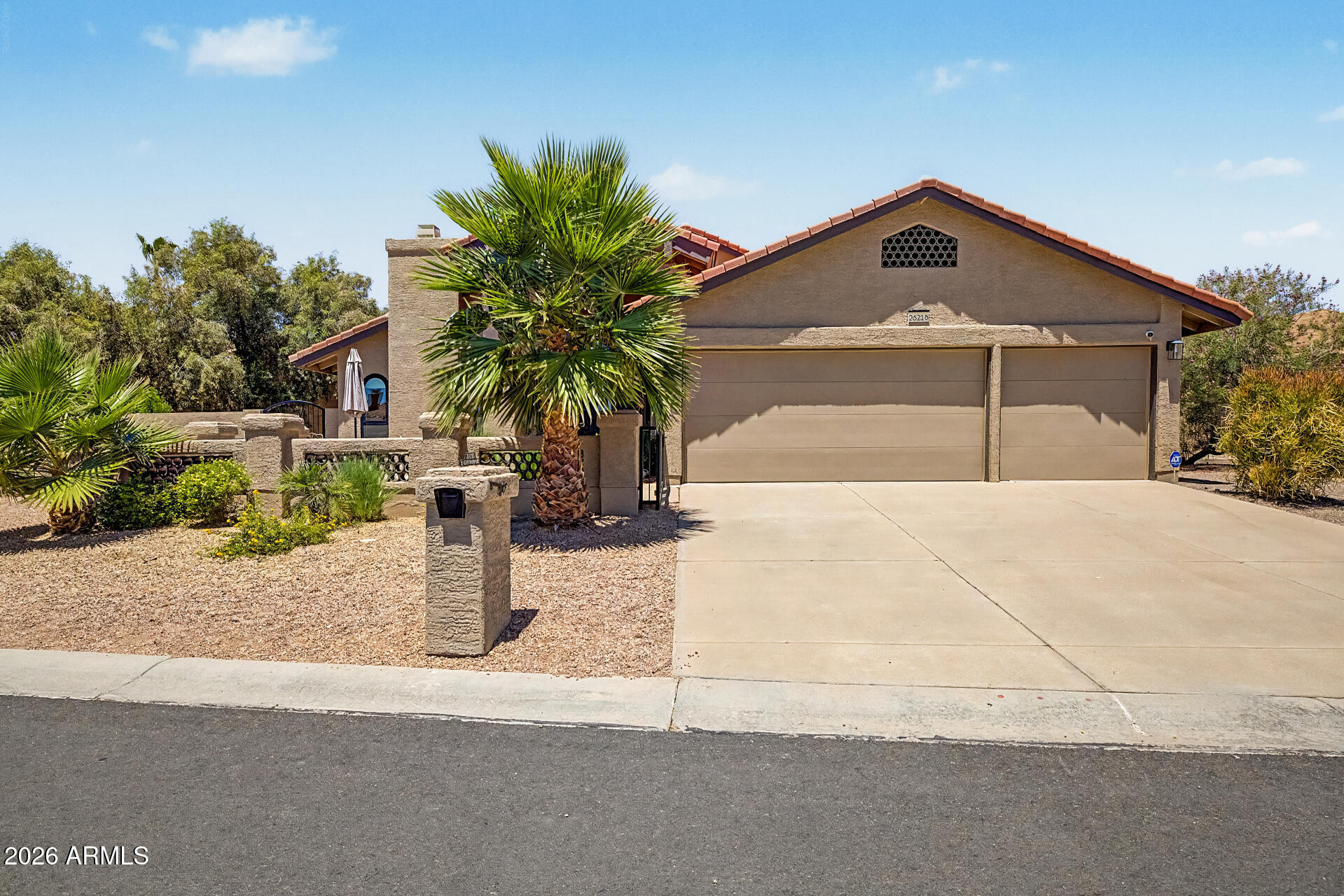 26218 S CLOVERLAND Drive