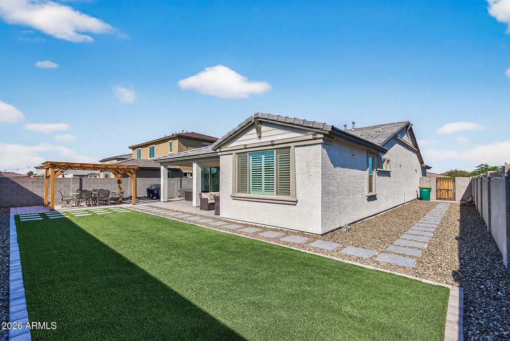 Photo of 5652 N 188th Lane, Litchfield Park, AZ 85340 (MLS # 6973996)