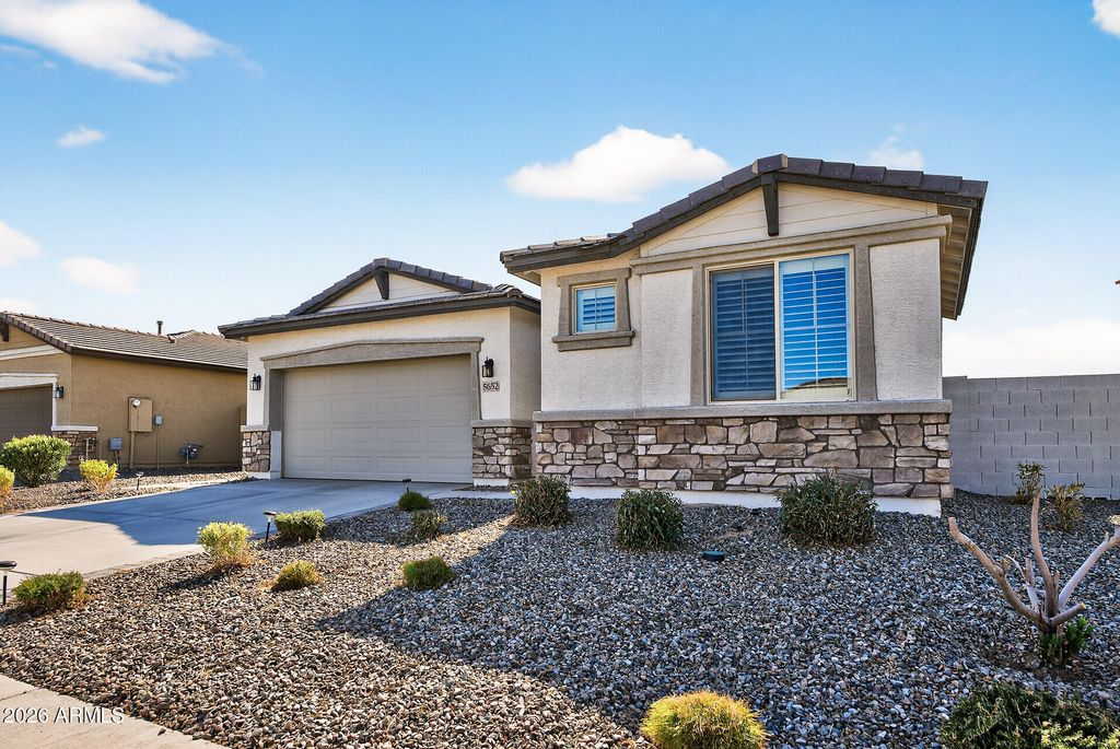 Photo of 5652 N 188th Lane, Litchfield Park, AZ 85340 (MLS # 6973996)