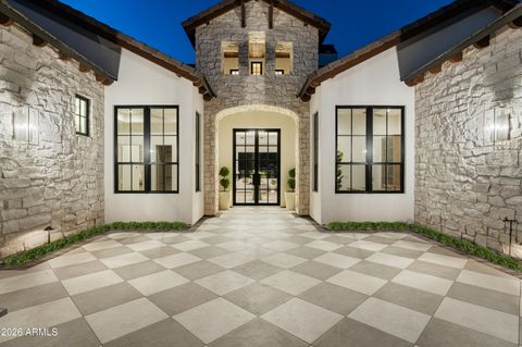 Photo of 6302 E Calle Del Norte, Scottsdale, AZ 85251 (MLS # 6871984)