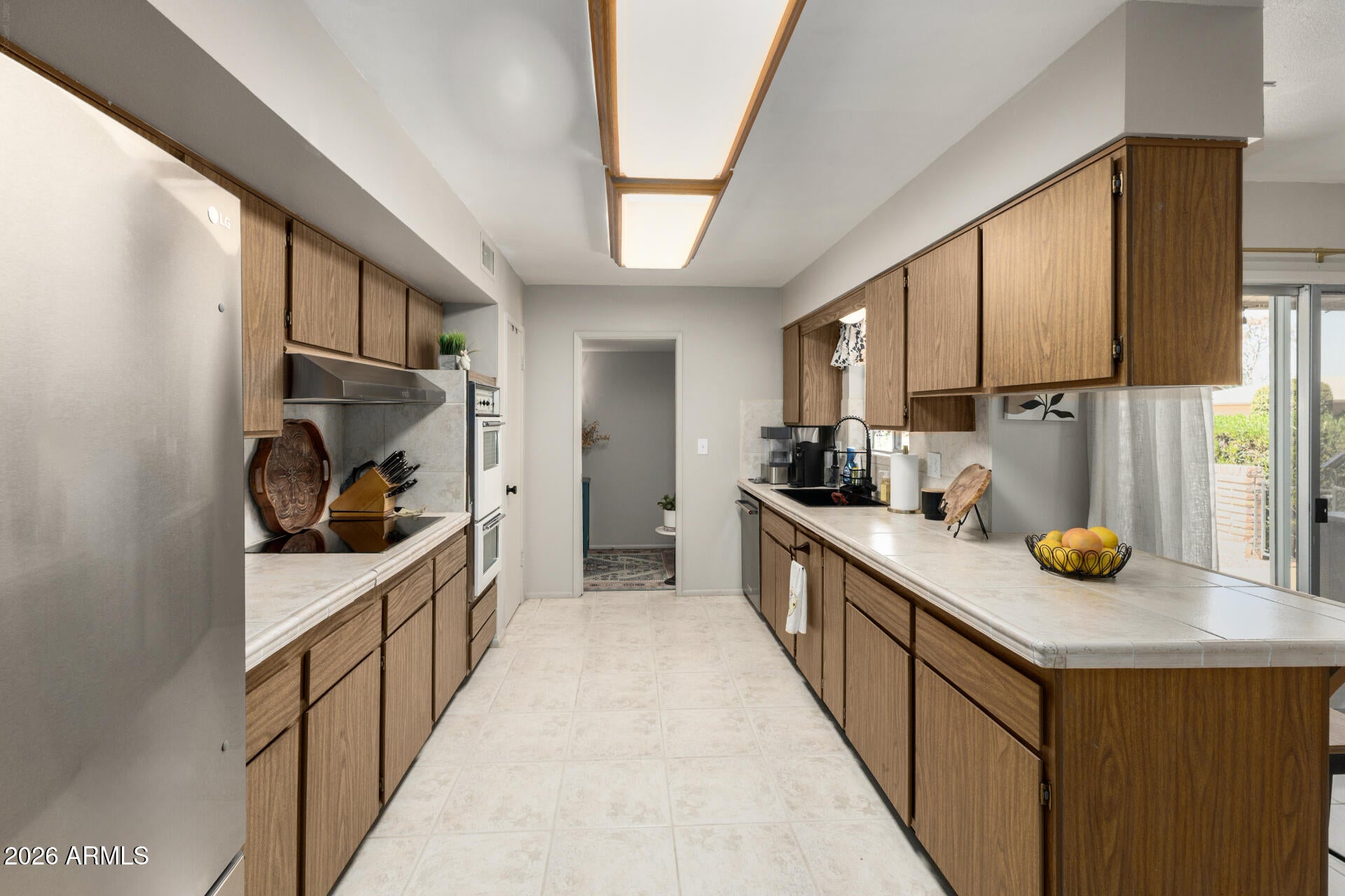 9933 W MOUNTAIN VIEW Road