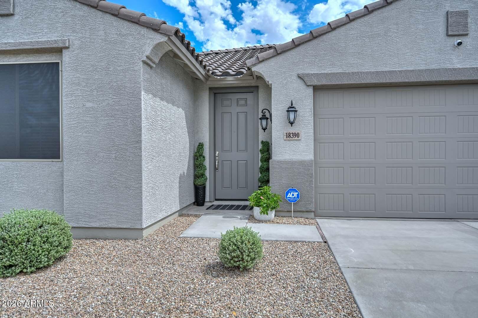 18390 W MONTE LINDO Lane