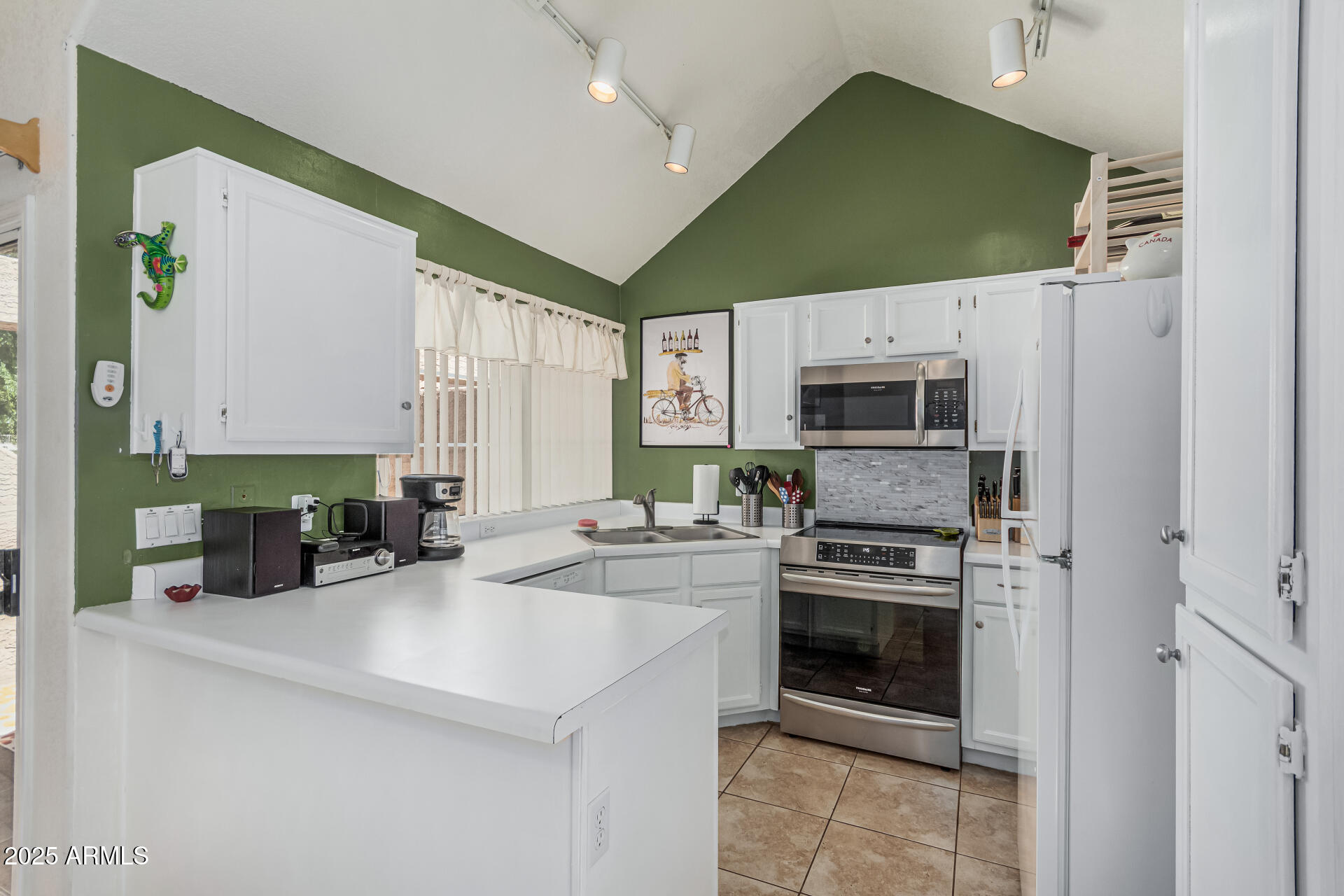 BEACH CLUB VILLAGE AT VAL VISTA LAKES UNIT 1-198 - Residential