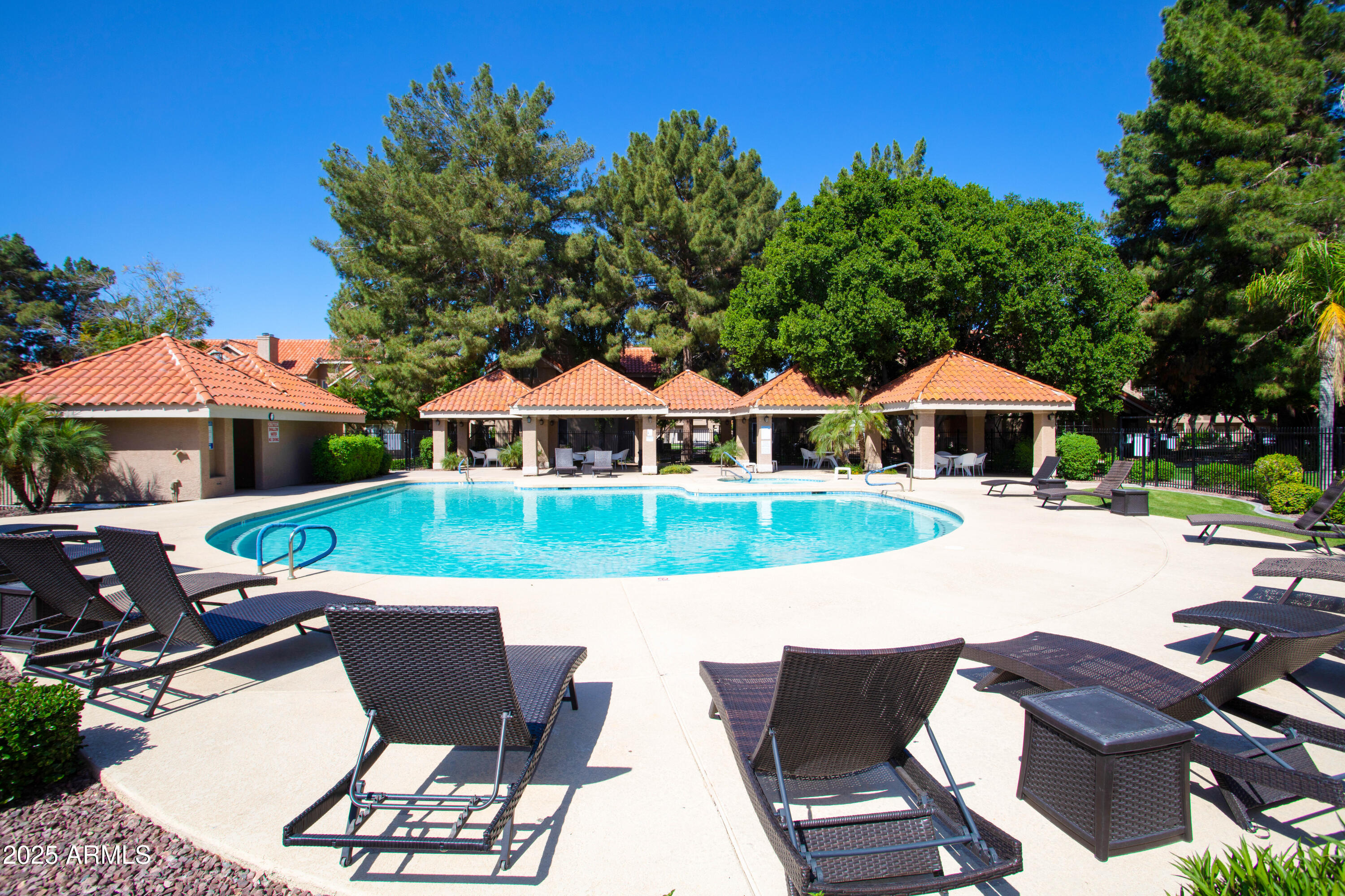 BEACH CLUB VILLAGE AT VAL VISTA LAKES UNIT 1-198 - Residential