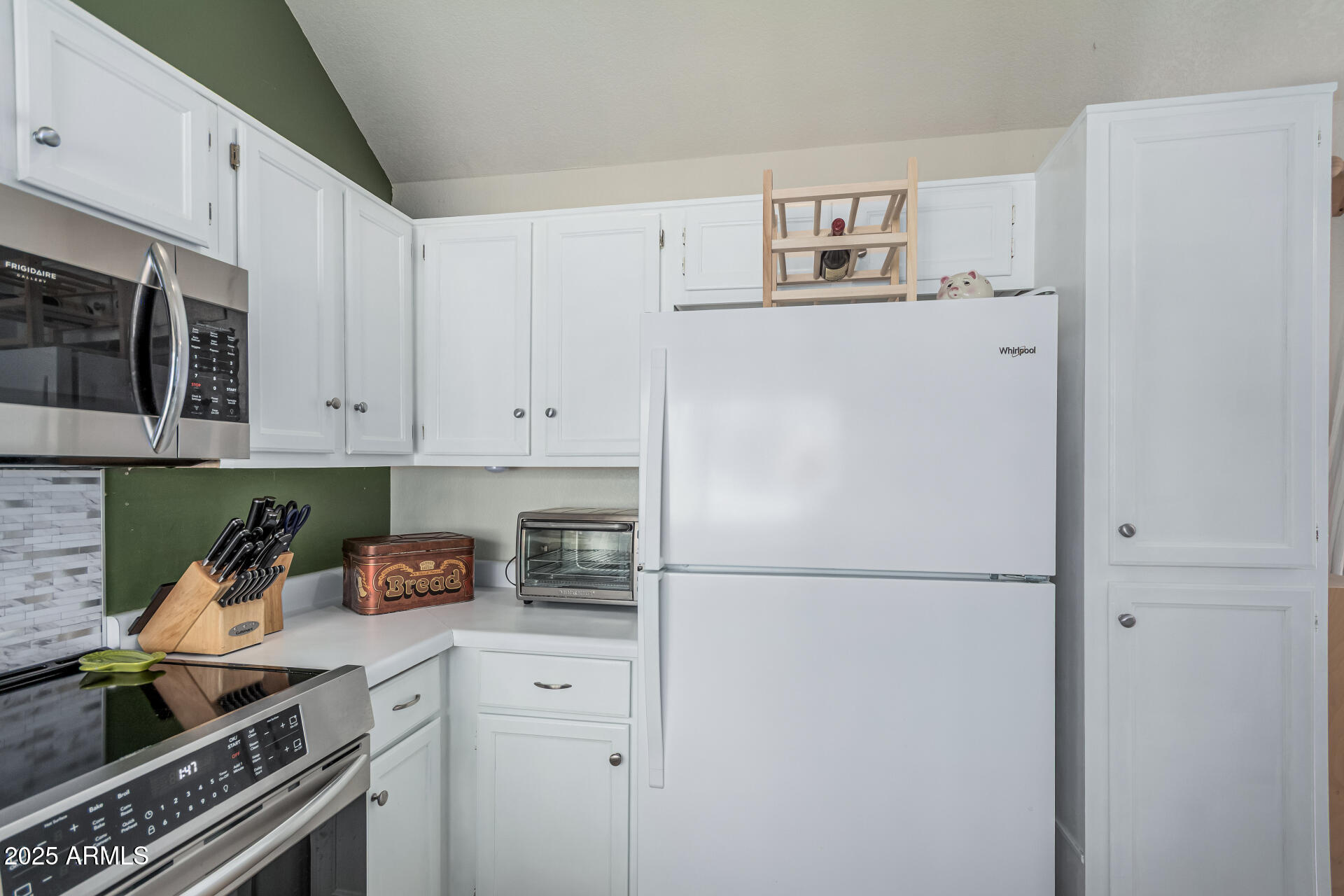 BEACH CLUB VILLAGE AT VAL VISTA LAKES UNIT 1-198 - Residential