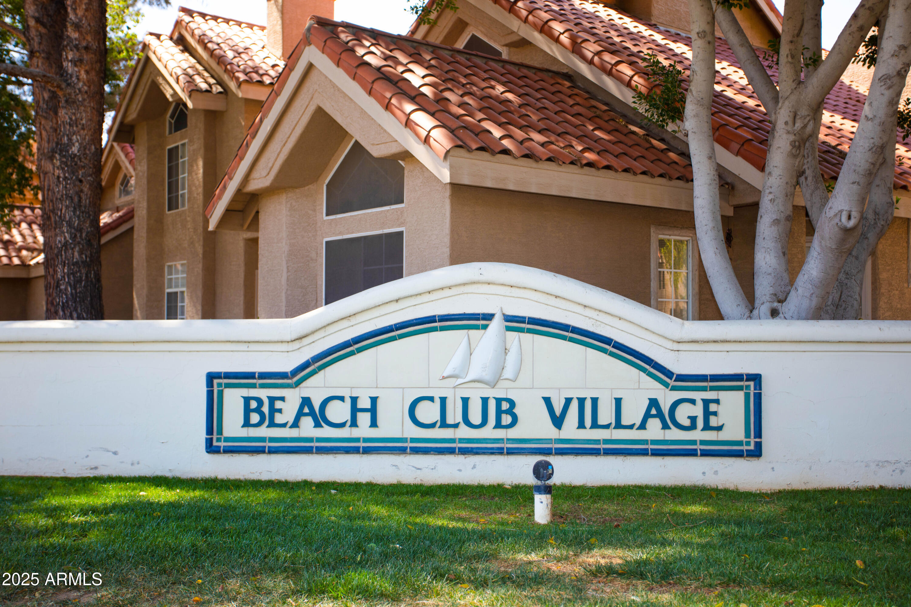 BEACH CLUB VILLAGE AT VAL VISTA LAKES UNIT 1-198 - Residential