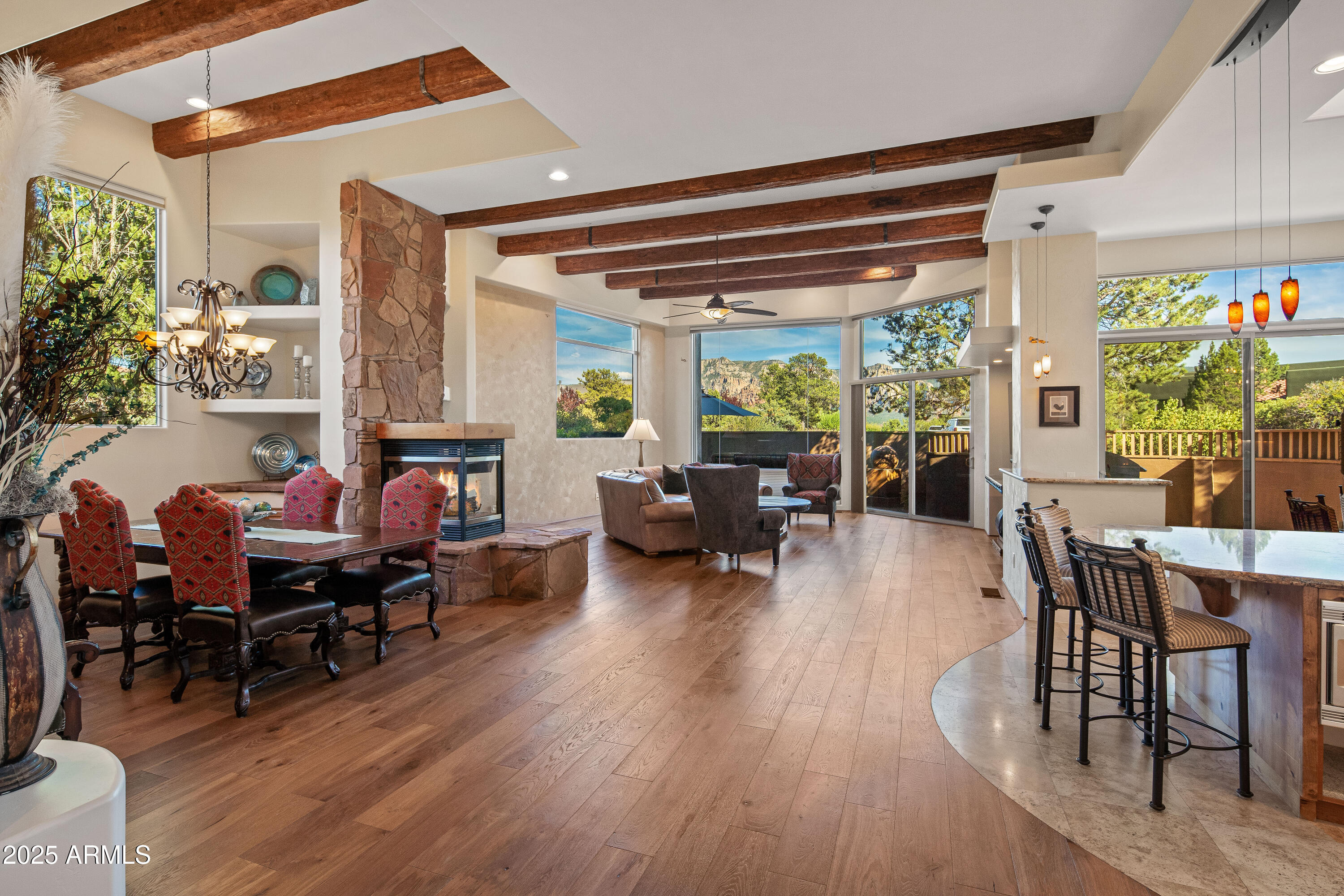 213 Calle Diamante --
