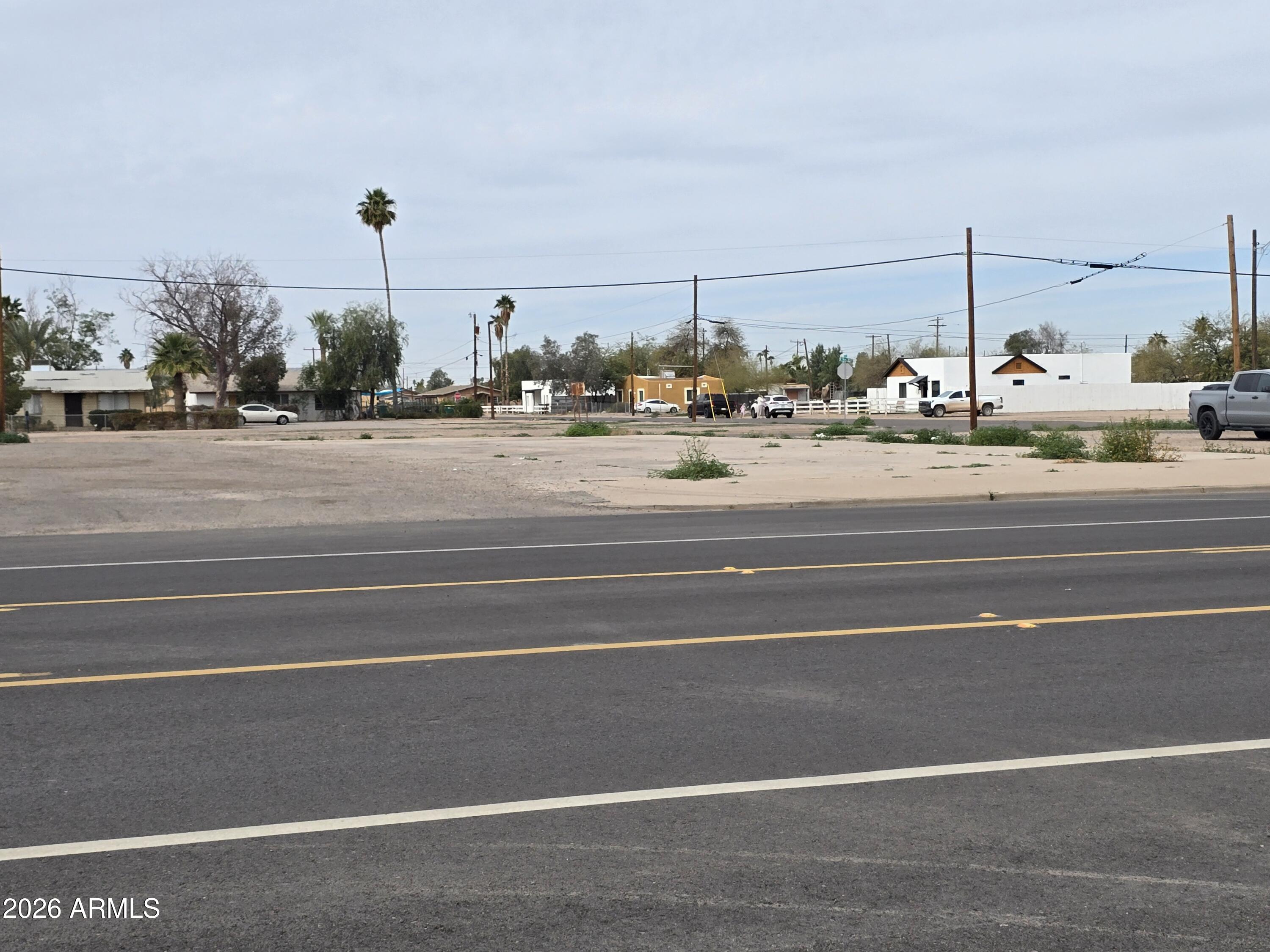 514 N MAIN Street 12