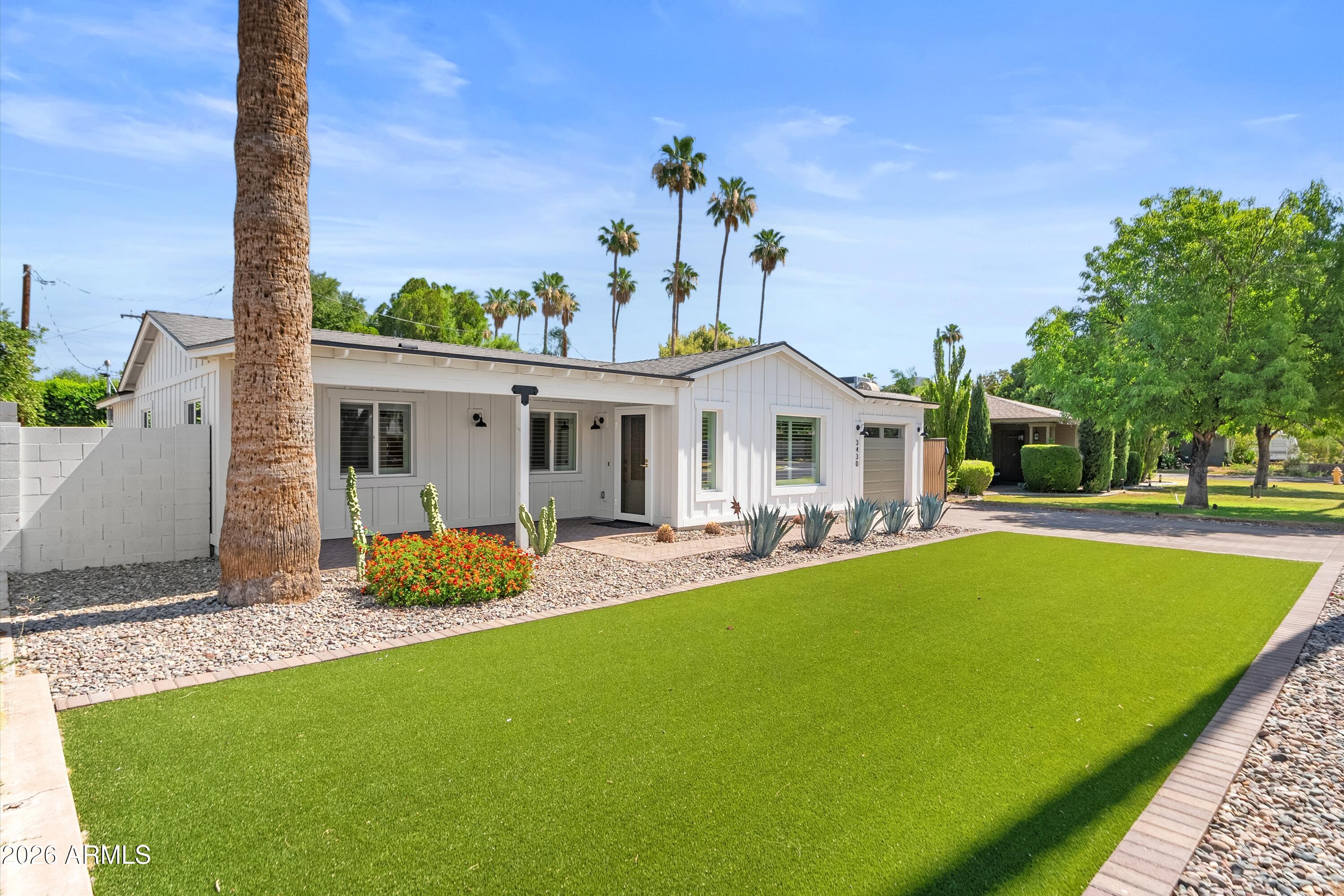 3430 E MONTEROSA Street