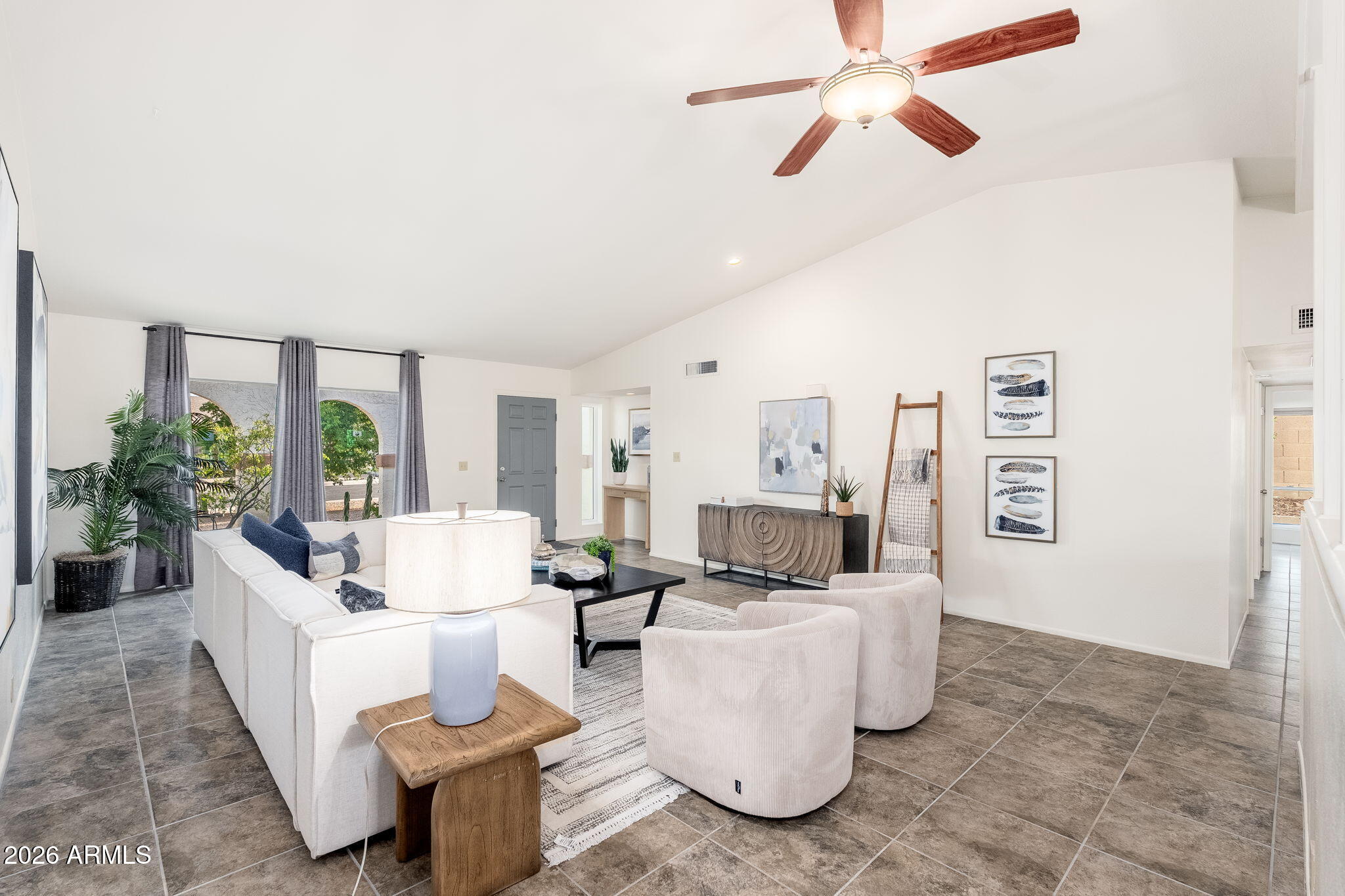 2346 E MESCAL Street