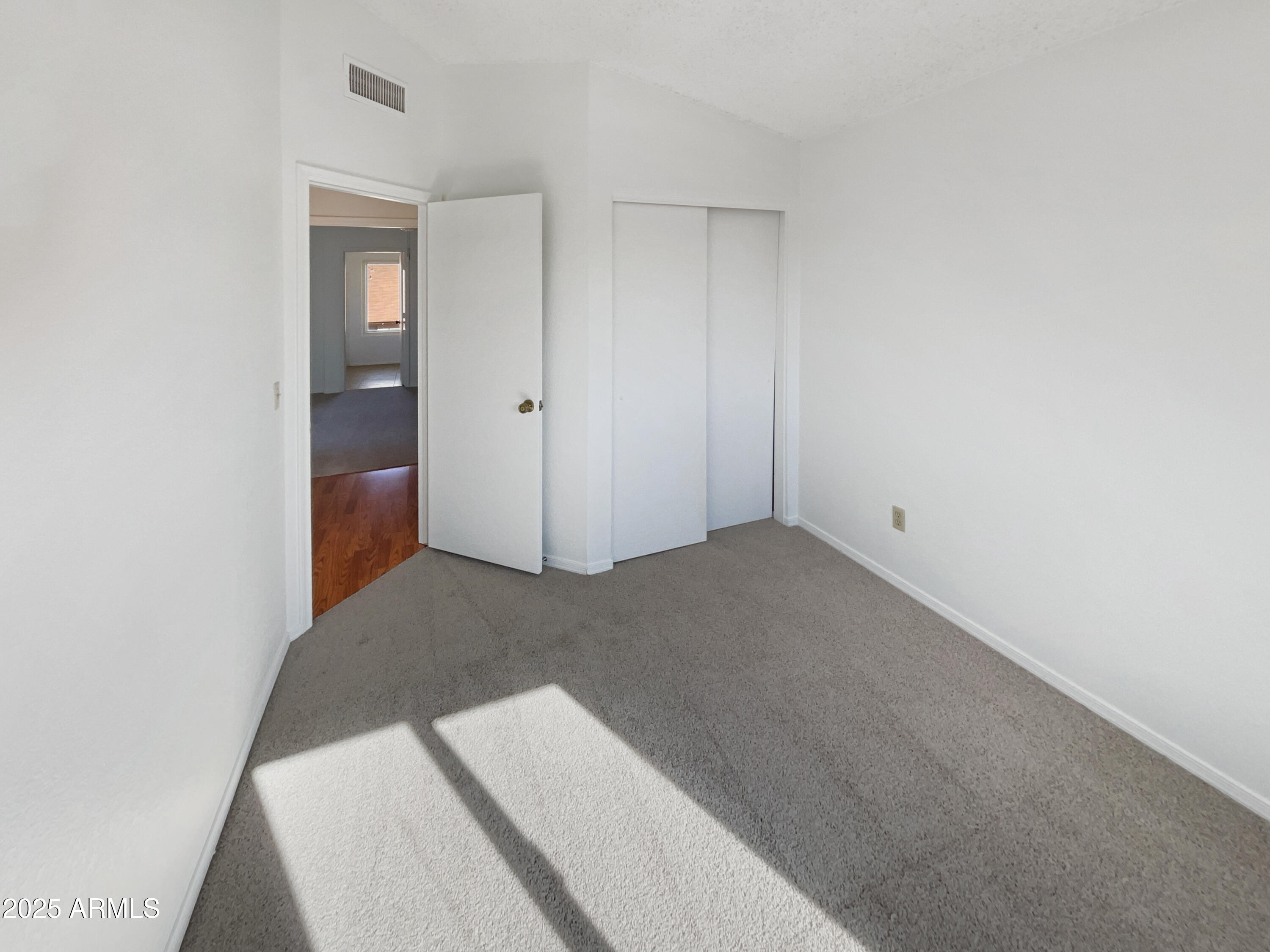 8722 W WILSHIRE Drive