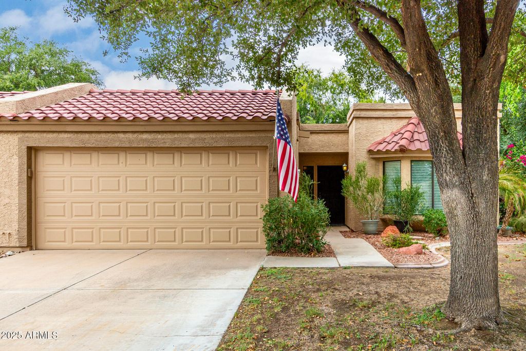 Photo of 19562 N 96th Lane, Peoria, AZ 85382 (MLS # 6917877)