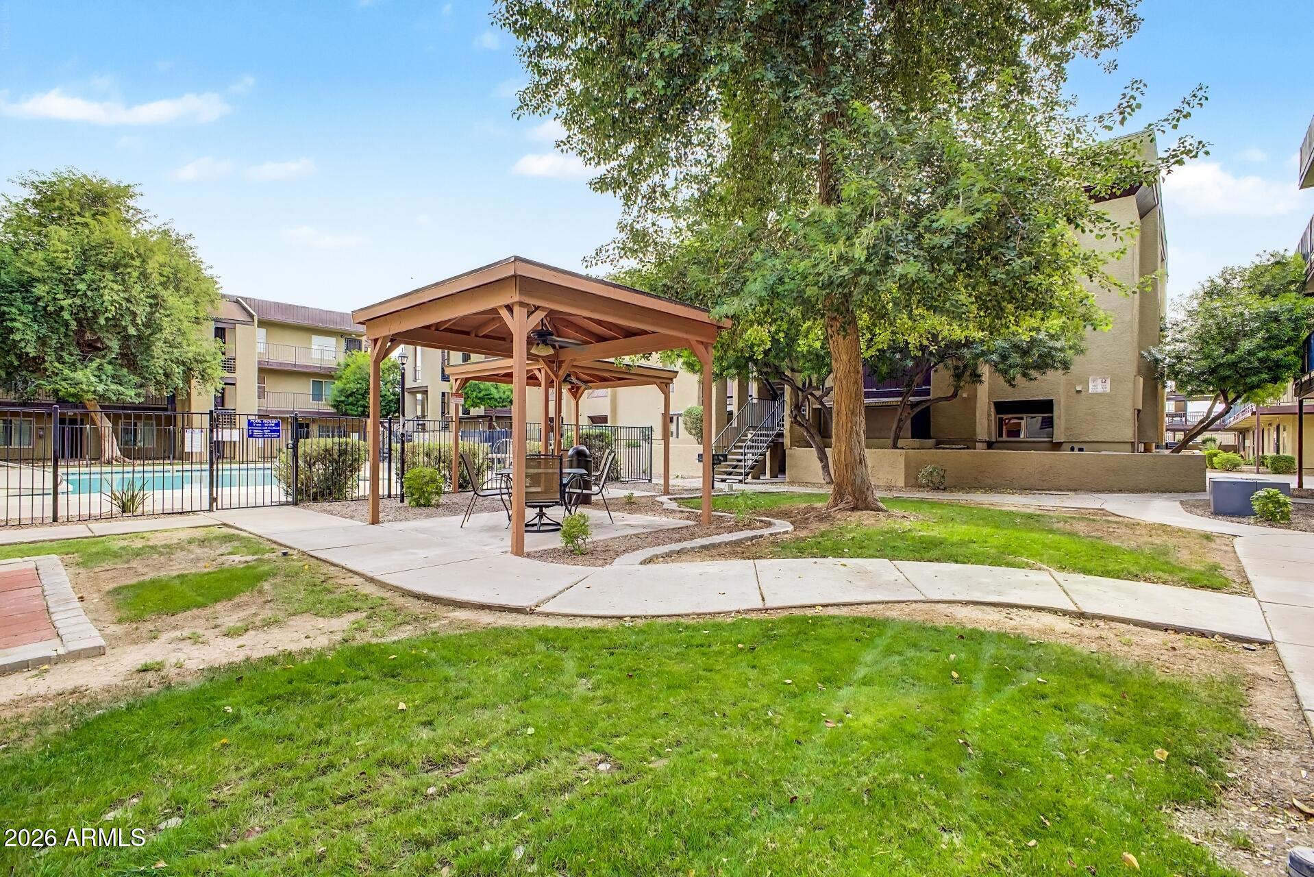 461 W HOLMES Avenue 283