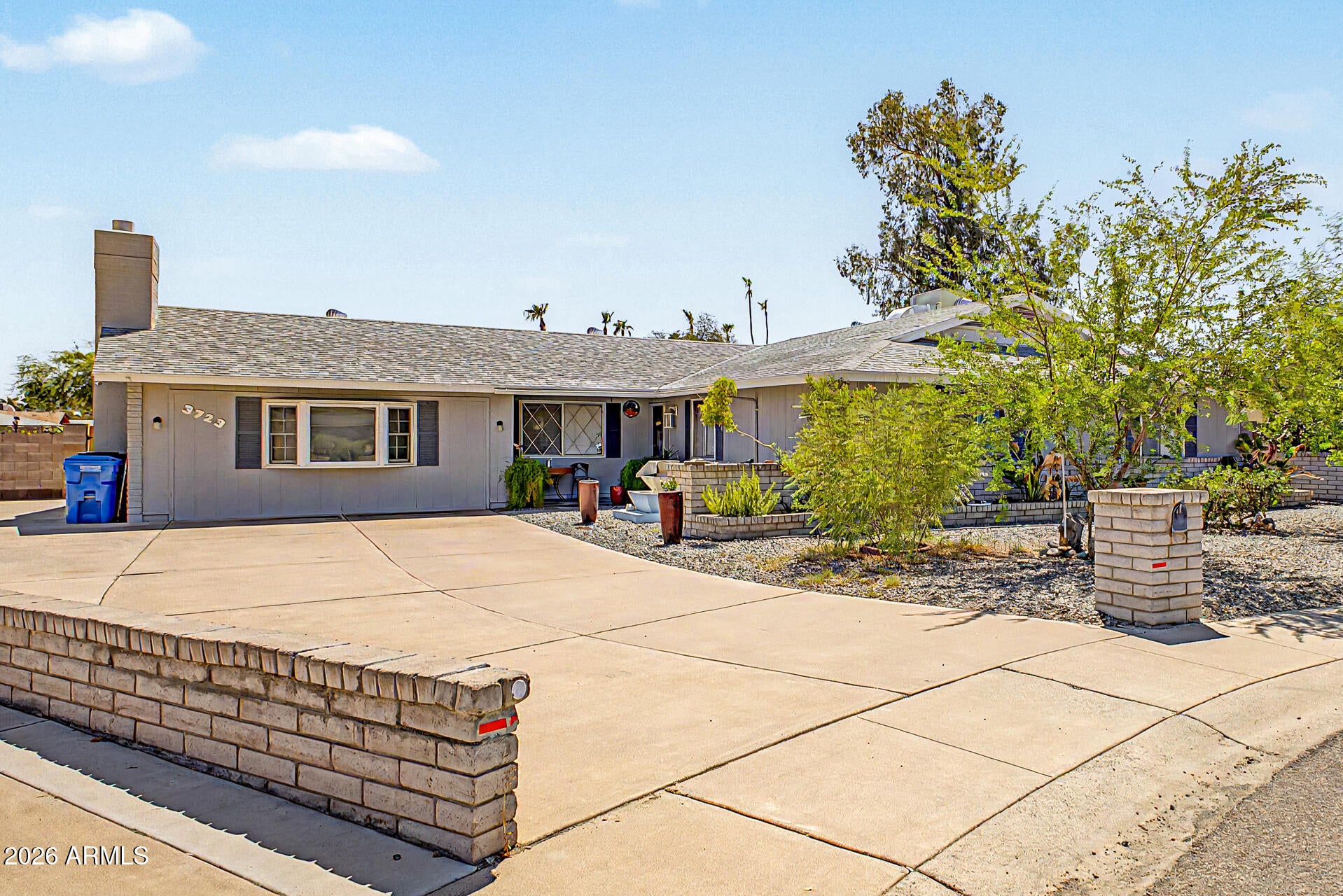 3723 W COCHISE Drive