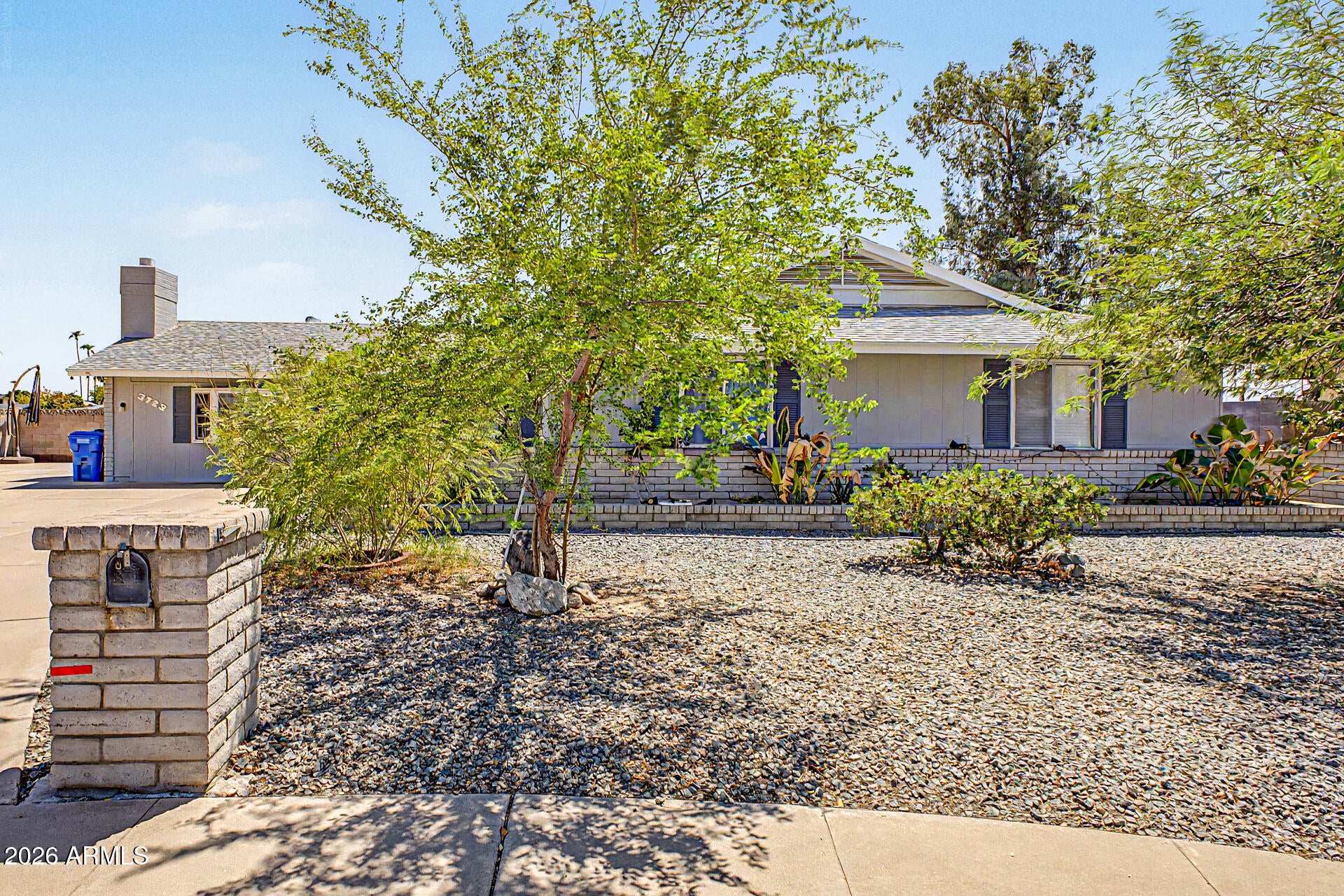 3723 W COCHISE Drive