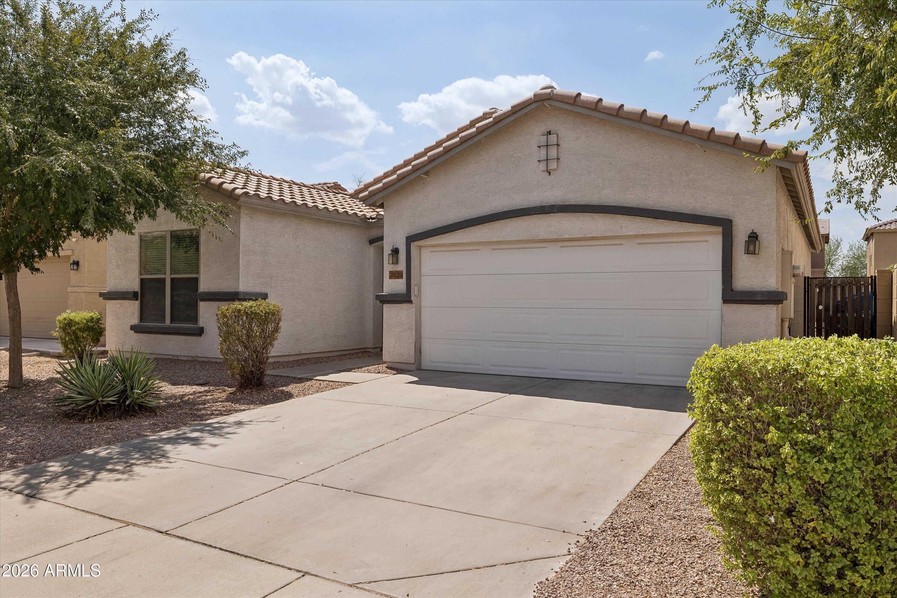 4323 W T RYAN Lane