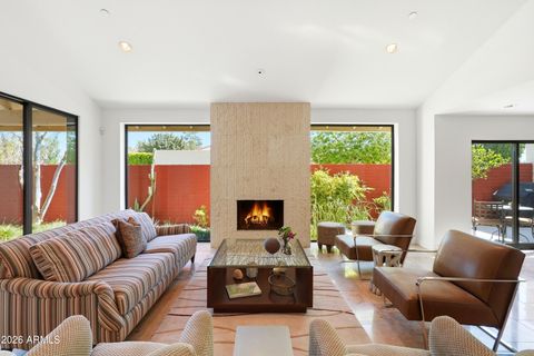 Photo of 7334 E Krall Street, Scottsdale, AZ 85250 (MLS # 6996004)