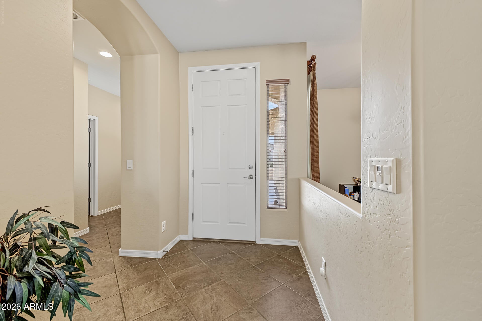 2508 E KATRINA Trail