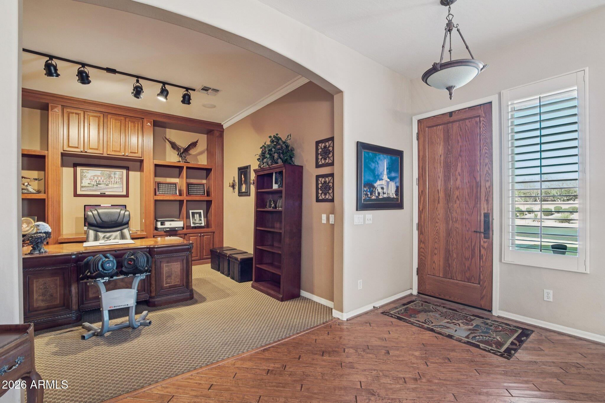 1051 W SIERRA MADRE Avenue