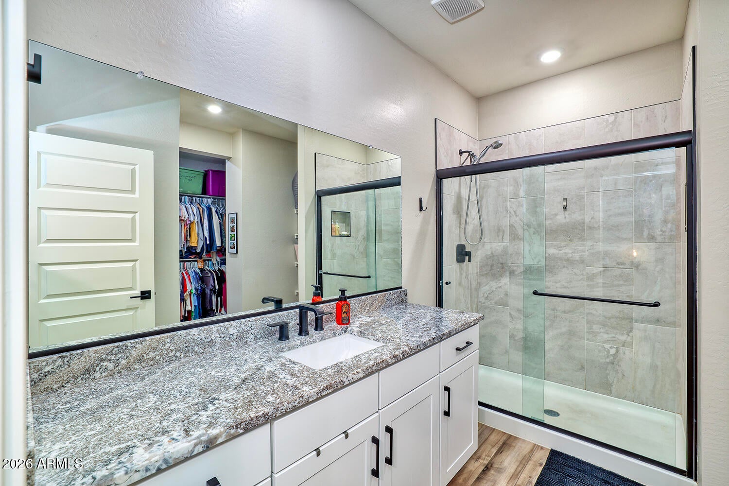 RIDGEVIEW - Residential