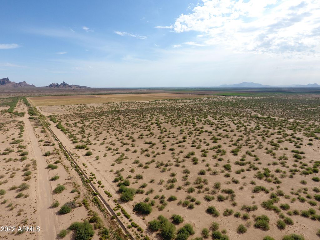 Photo of 14250 W Aries Drive #-, Eloy, AZ 85131 (MLS # 6967312)