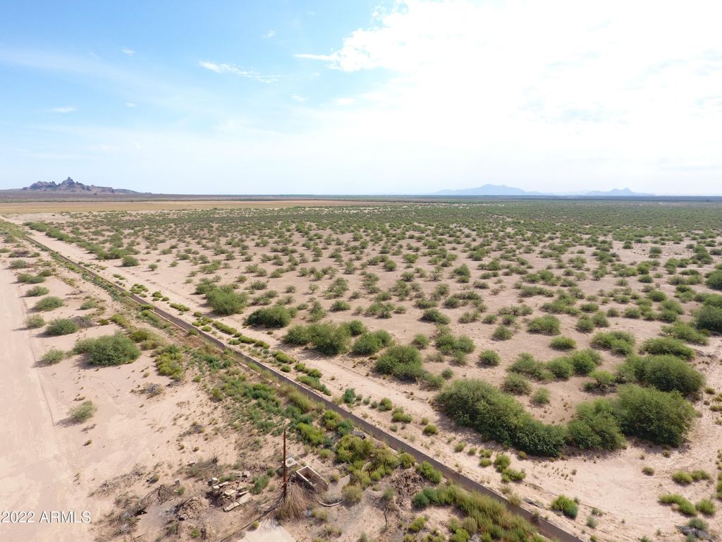 Photo of 14250 W Aries Drive #-, Eloy, AZ 85131 (MLS # 6967312)