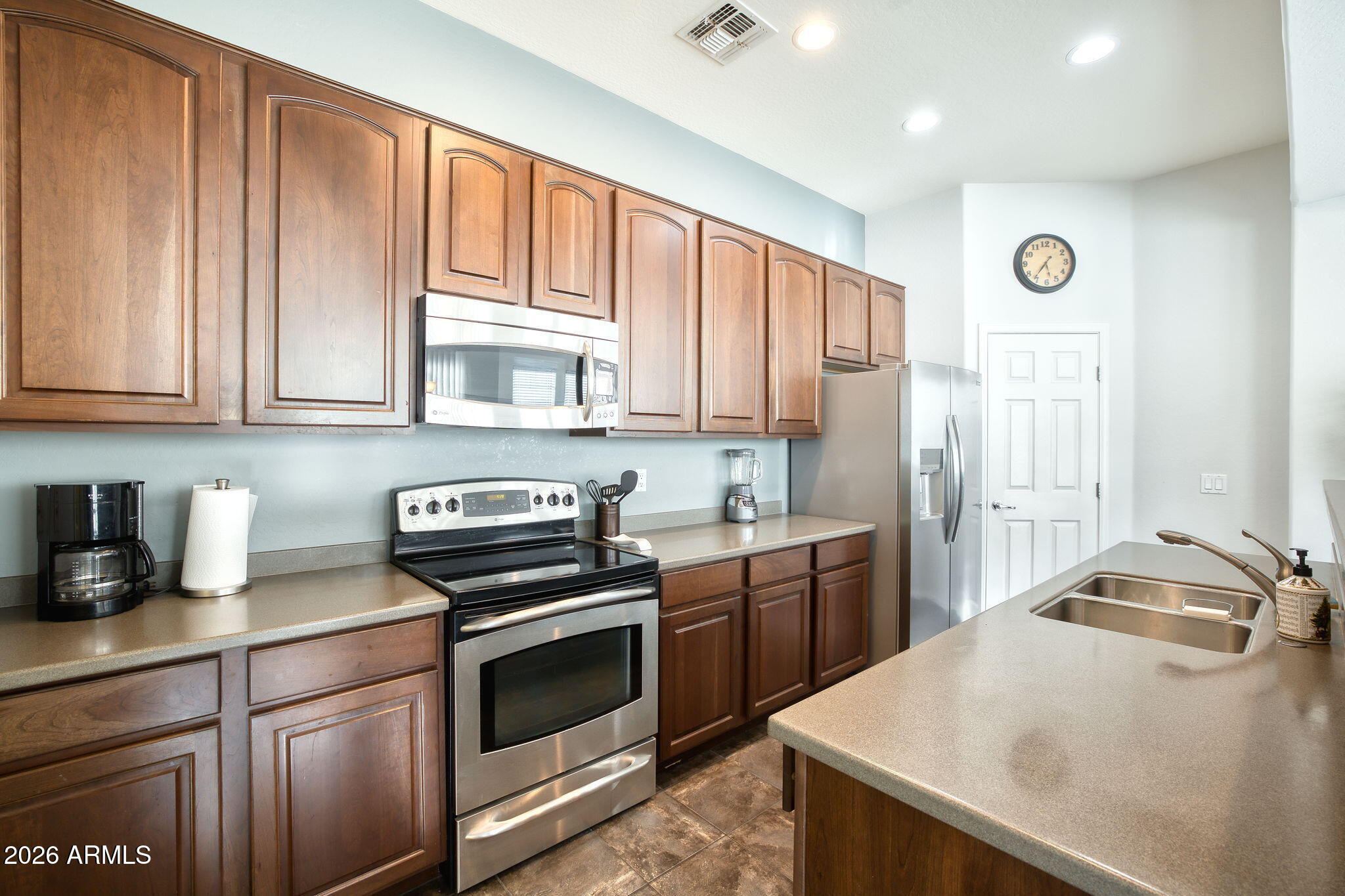 TOWNSQUARE AT SIERRA VERDE CONDOMINIUM - Residential