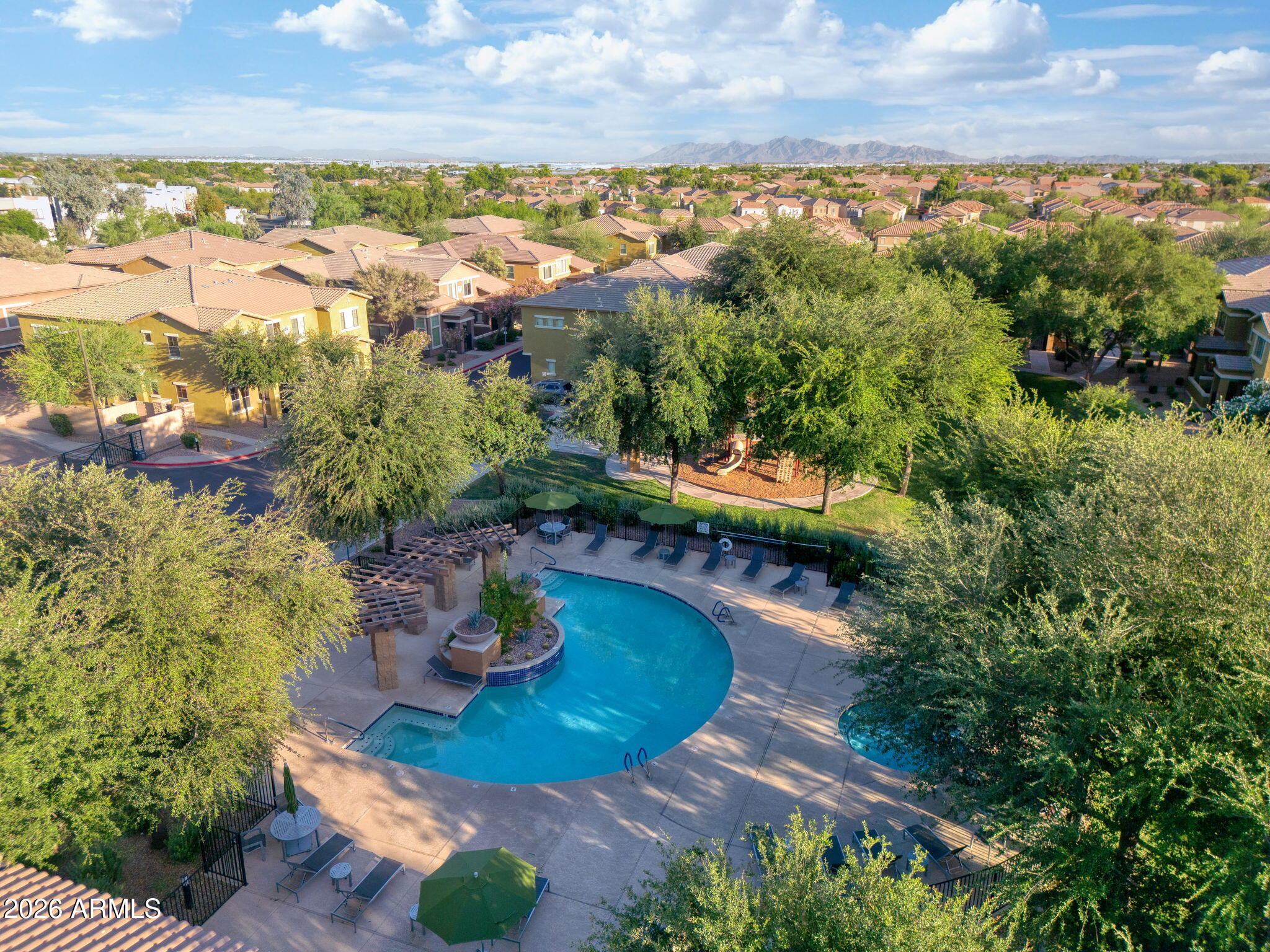 TOWNSQUARE AT SIERRA VERDE CONDOMINIUM - Residential