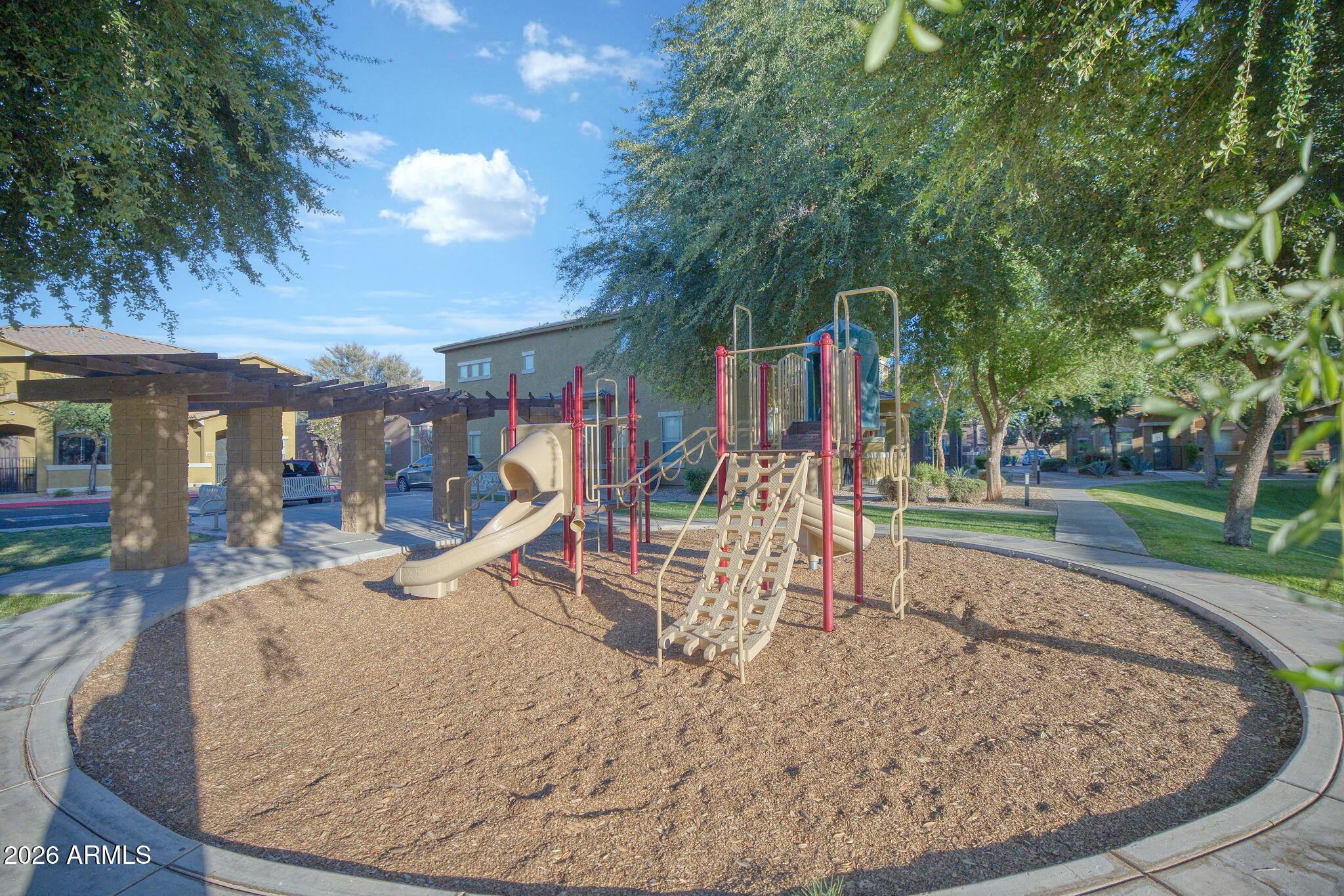 TOWNSQUARE AT SIERRA VERDE CONDOMINIUM - Residential