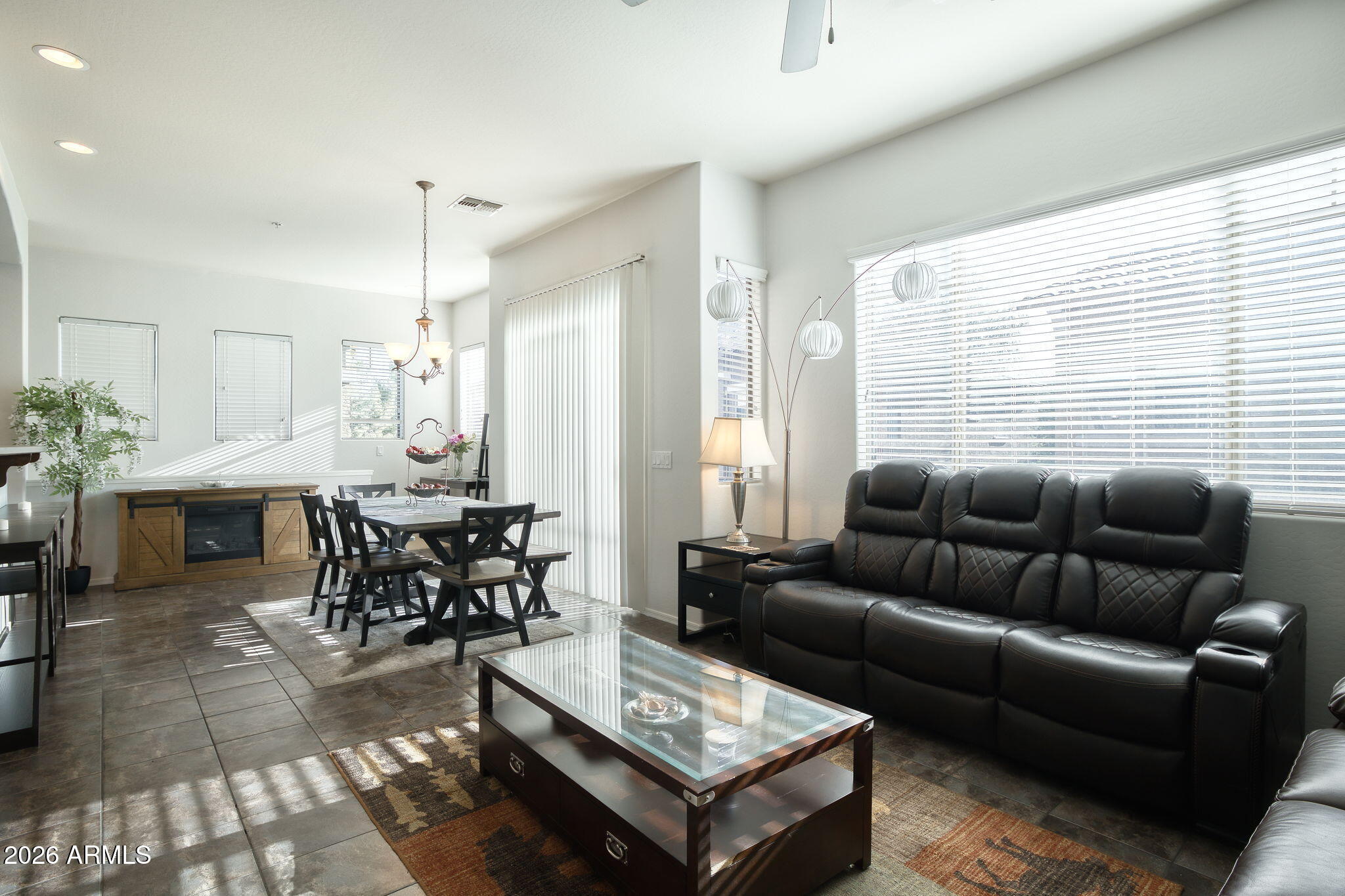 TOWNSQUARE AT SIERRA VERDE CONDOMINIUM - Residential