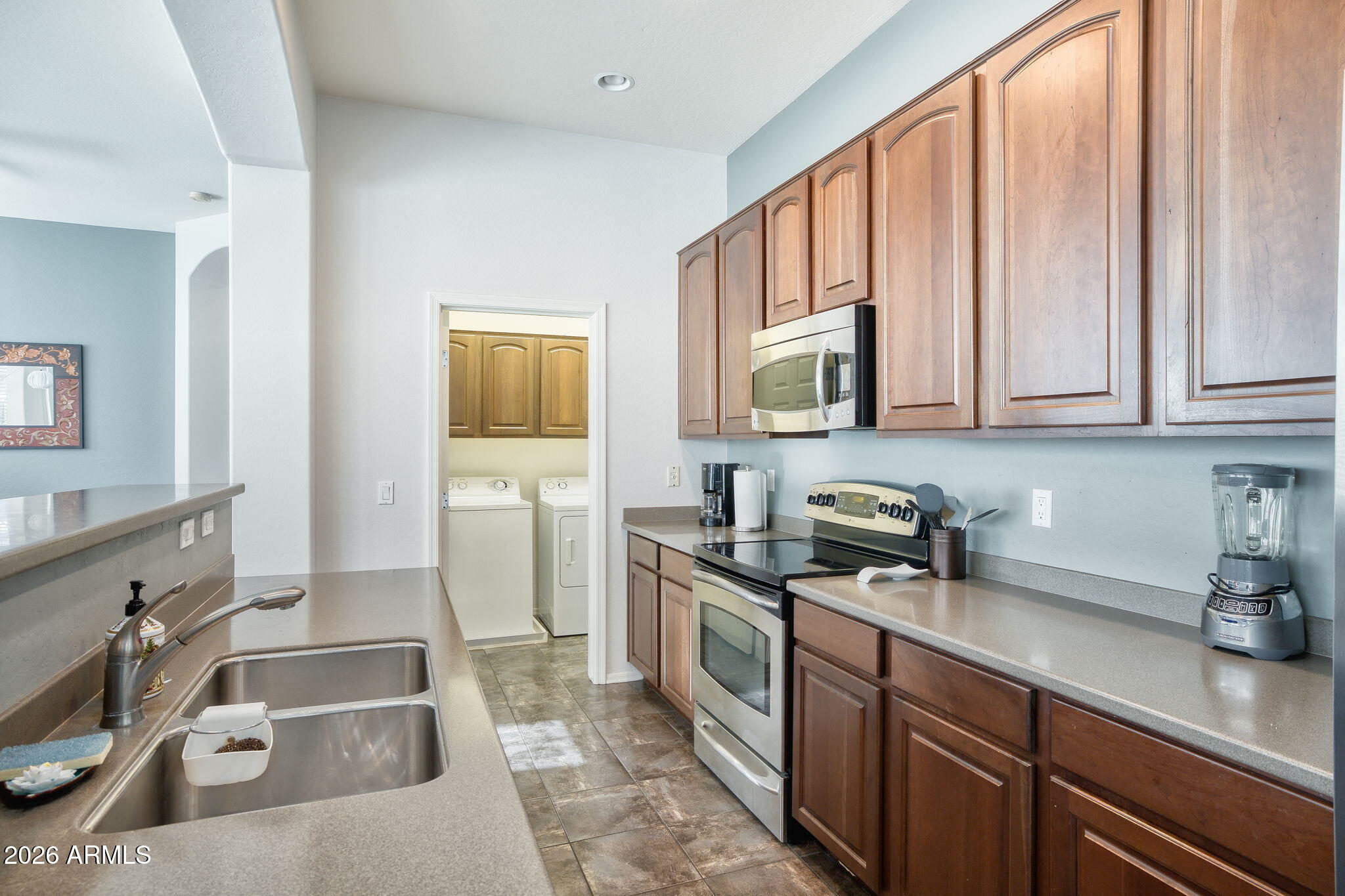 TOWNSQUARE AT SIERRA VERDE CONDOMINIUM - Residential