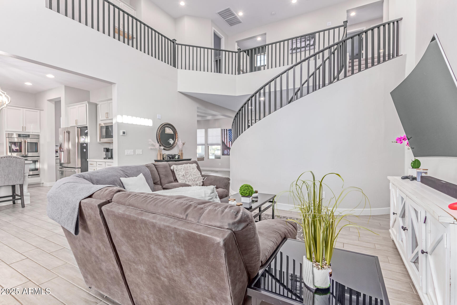 Homes 2 19016 E ALFALFA Drive