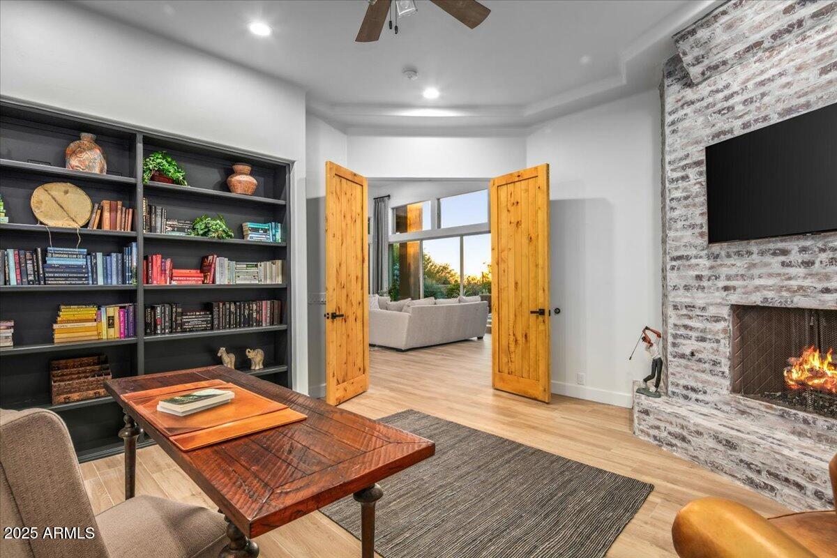 DESERT MOUNTAIN - Residential