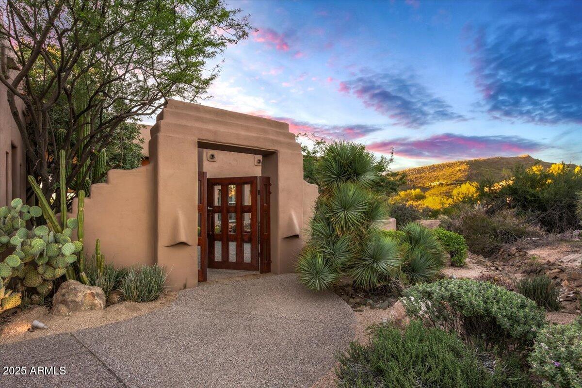DESERT MOUNTAIN - Residential